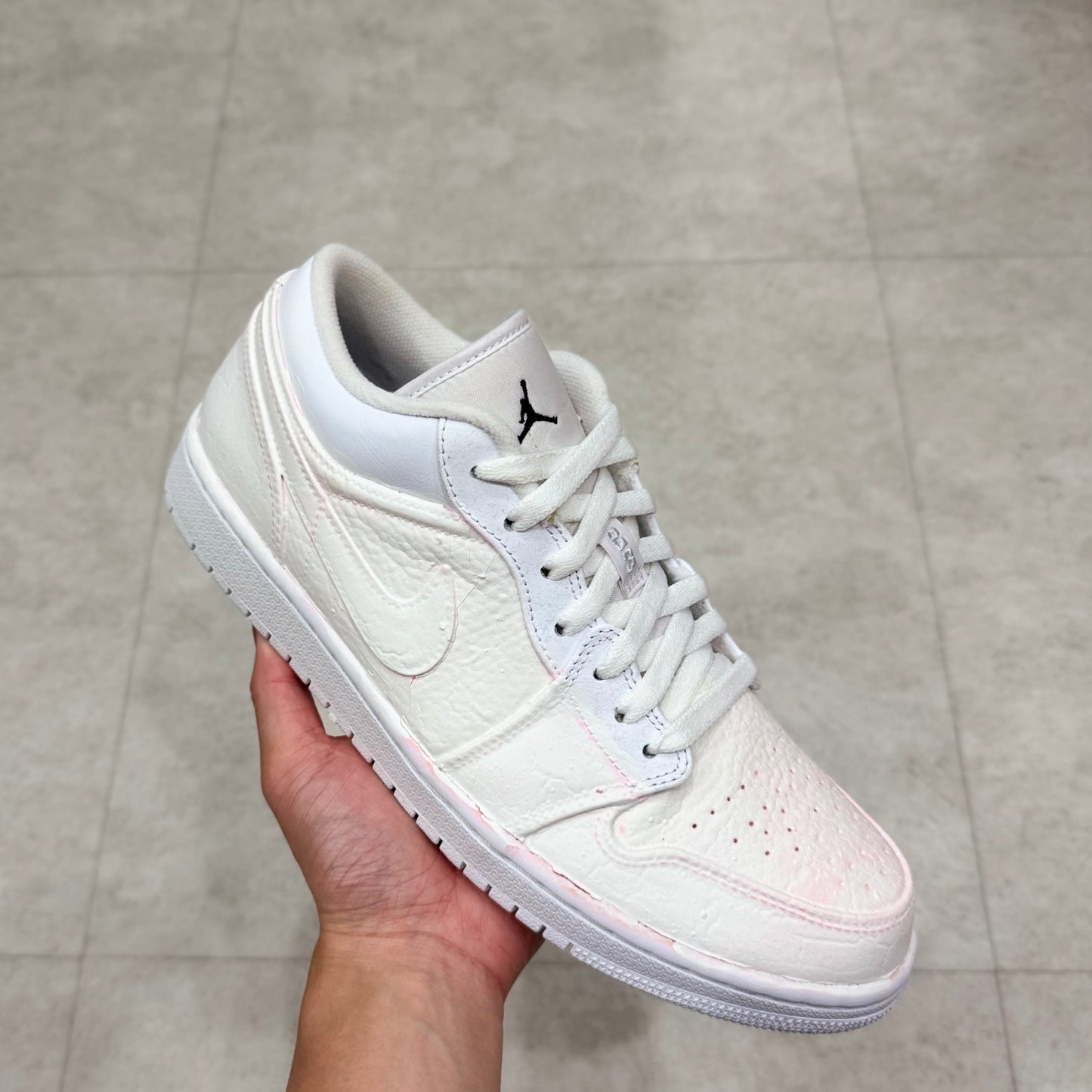 553558-115 Nike Air Jordan 1 Jumpman LA Red