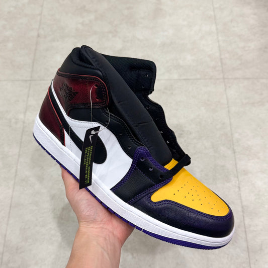 IQ9383-611 Nike  Air Jordan 1 La To Chicago