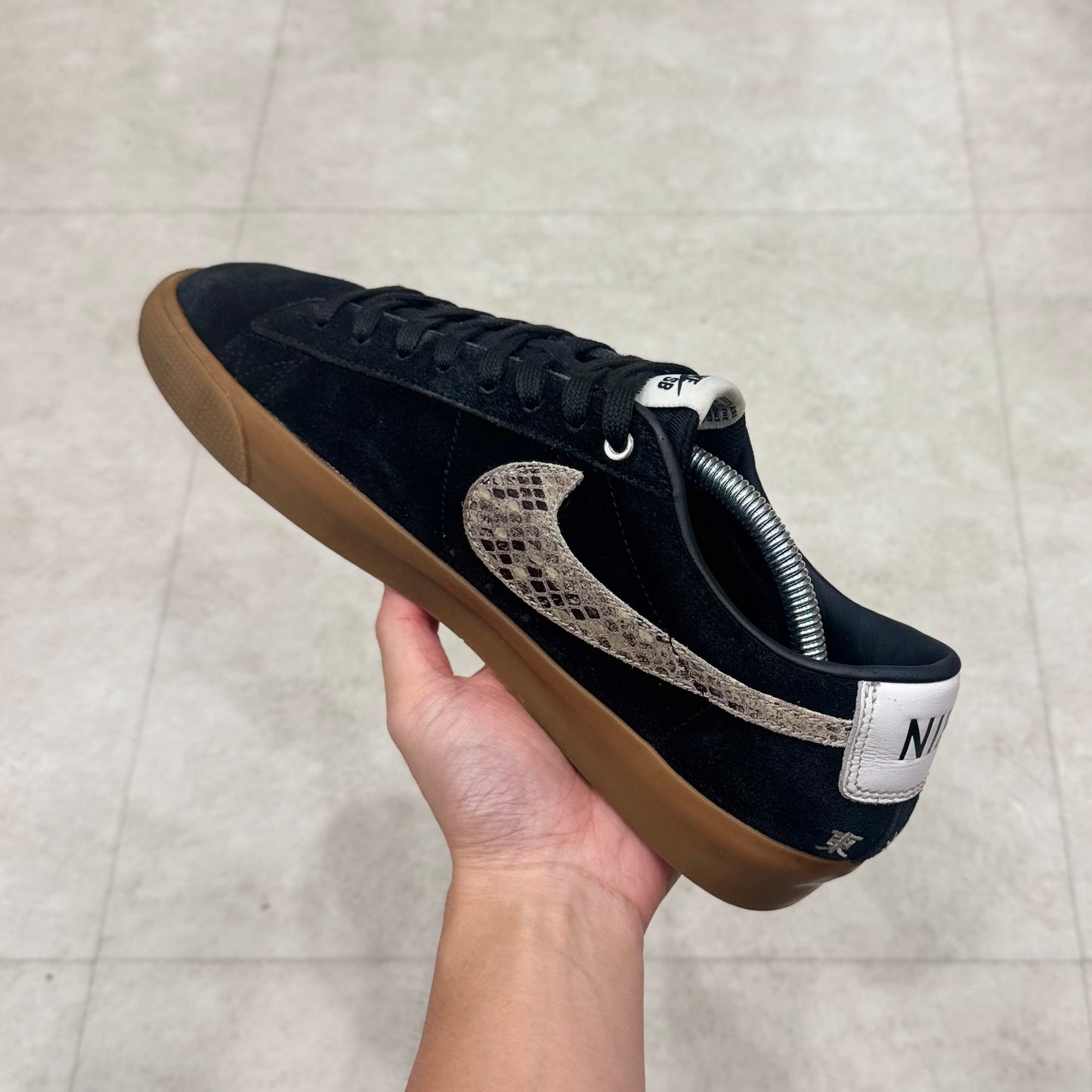 DA7257-001 Nike SB Blazer Wacko Maria