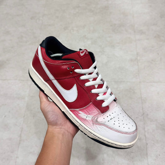 313170-611 Nike SB Dunk E.T. Kuwahara