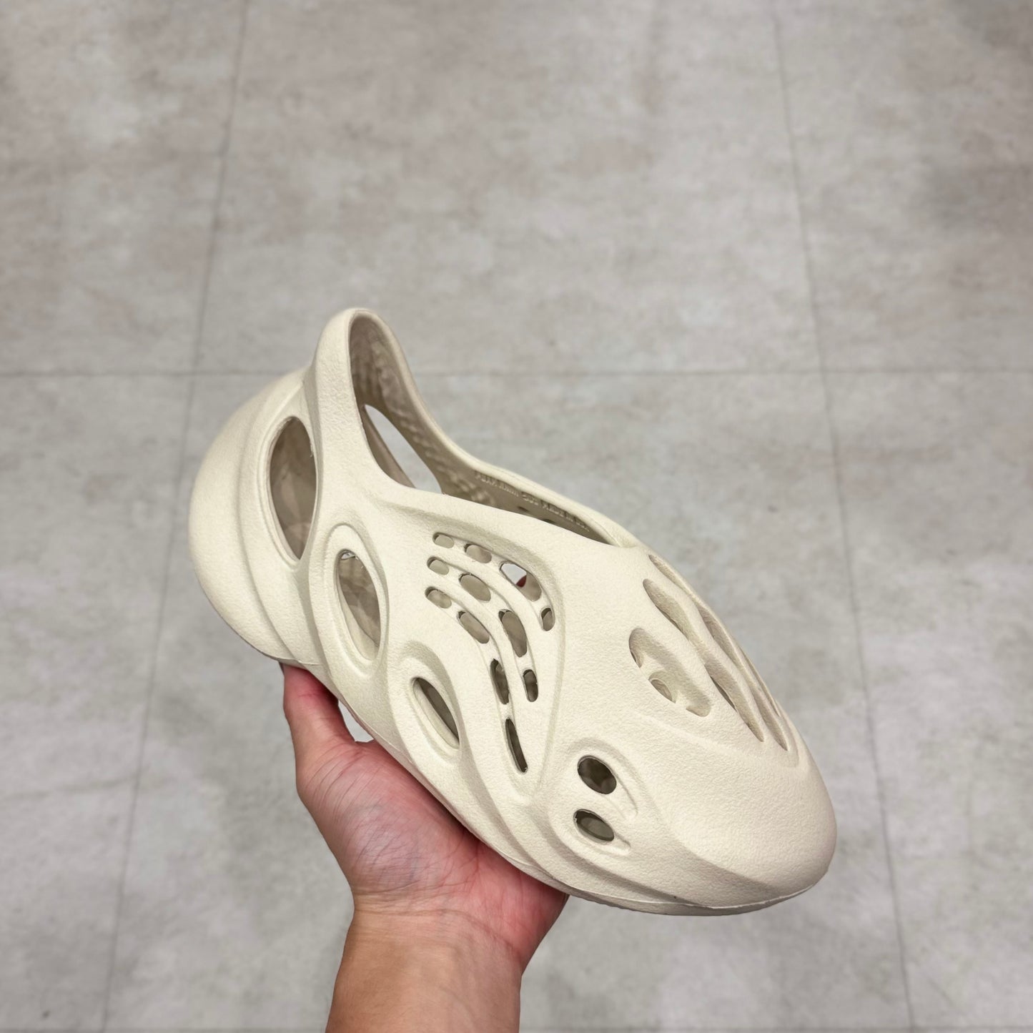 FY4567 Adidas Yeezy Foam Runner Sand