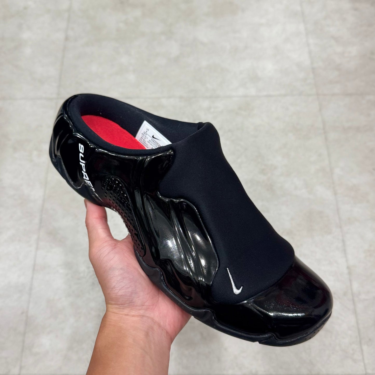 HJ6215-001 Nike Clogposite Supreme Black