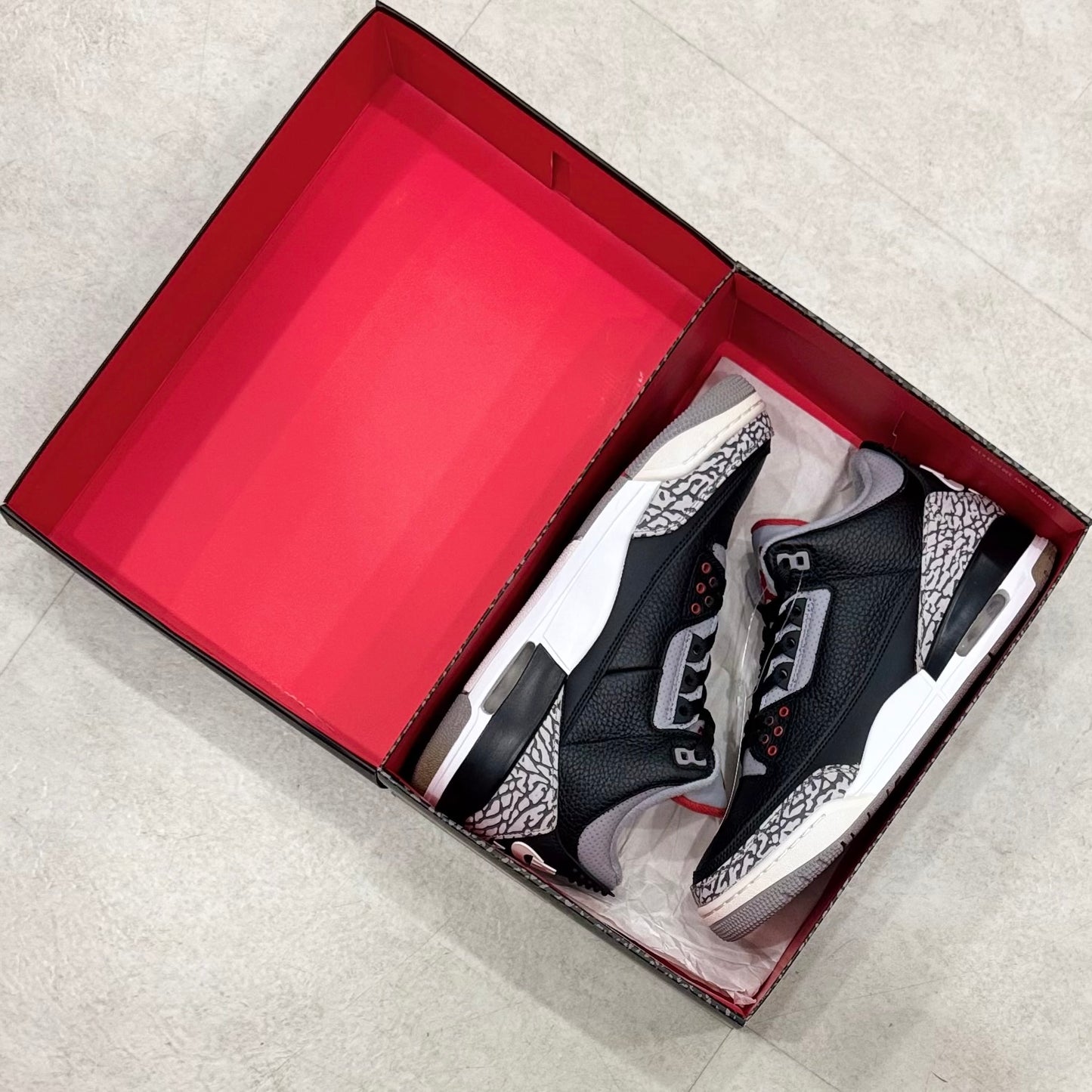 854262-001 Nike Air Jordan 3 Black Cement 2018