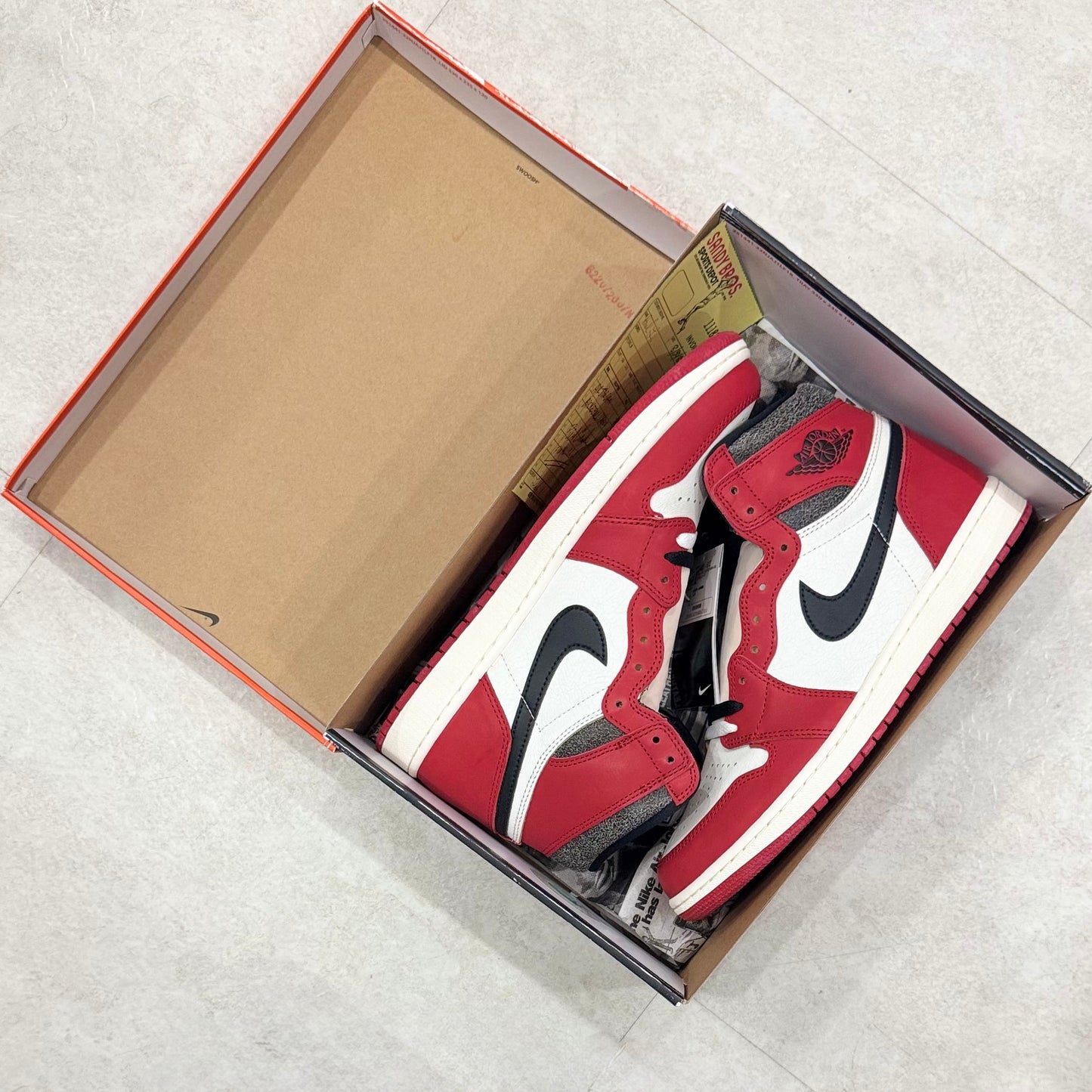 DZ5485-612 Nike Air Jordan 1 Chicago Lost & Found