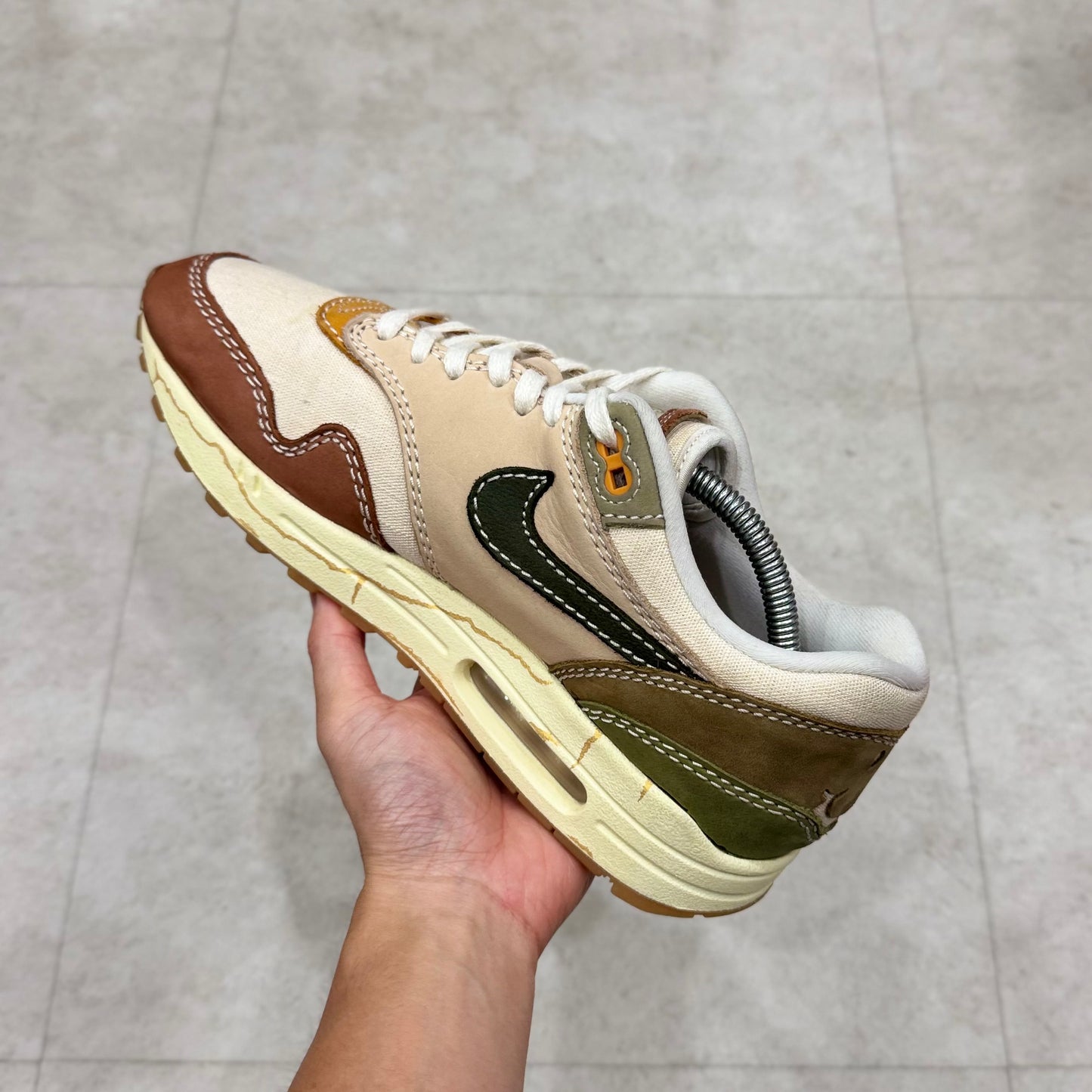 DQ8656-133 Nike Wmns Air Max 1 Wabi-Sabi