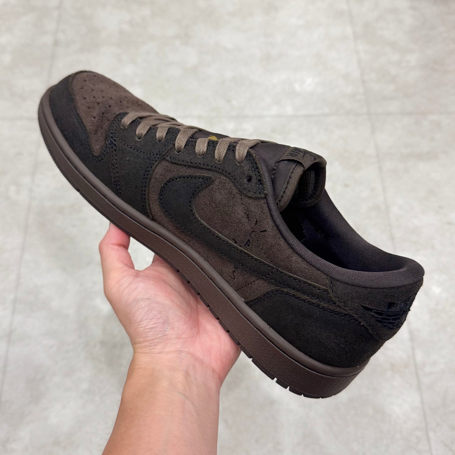 DM7866-202 Nike Air Jordan 1 Travis Scott Velvet Brown