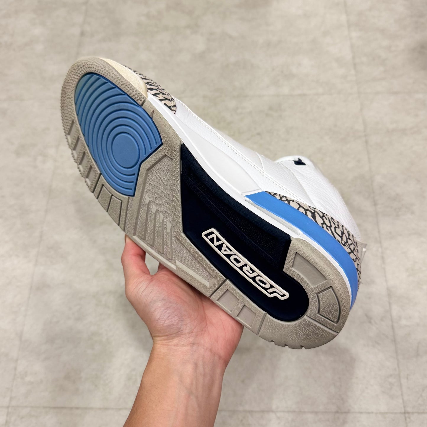 CT8532-104 Nike Air Jordan 3 UNC 2020