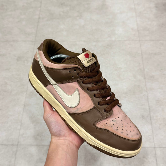 304292-671 Nike SB Dunk Stussy Cherry