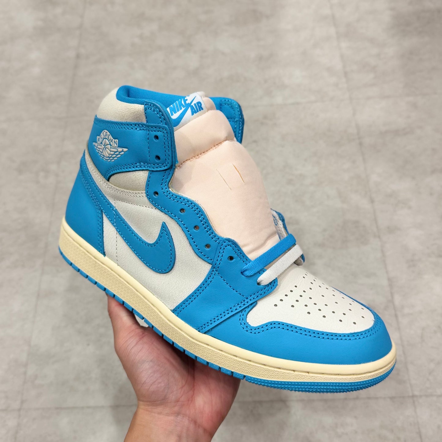 DZ5485-402 Nike Air Jordan 1 UNC 2025