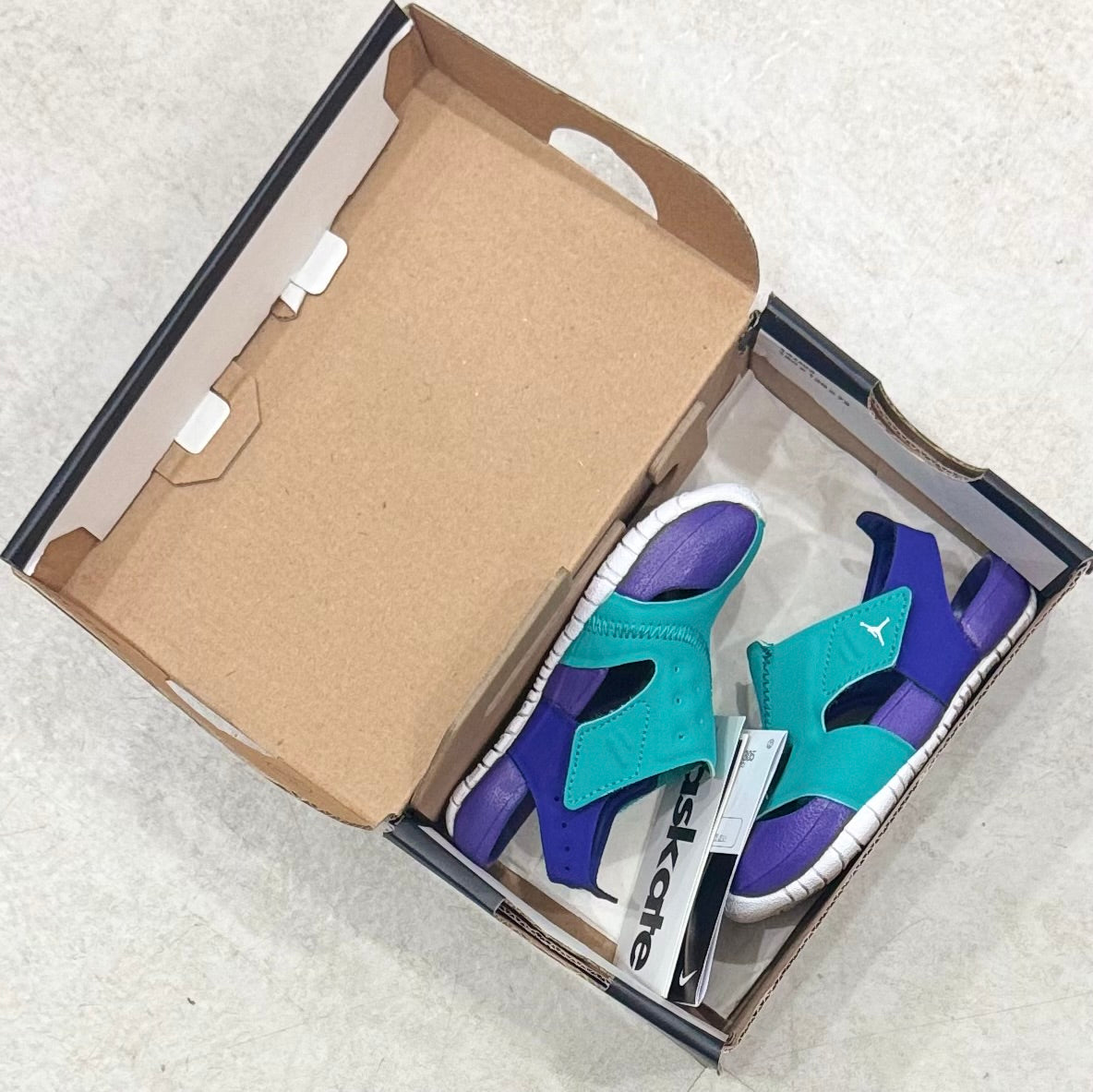 CI7850-305 Nike Jordan Flare TD Grape