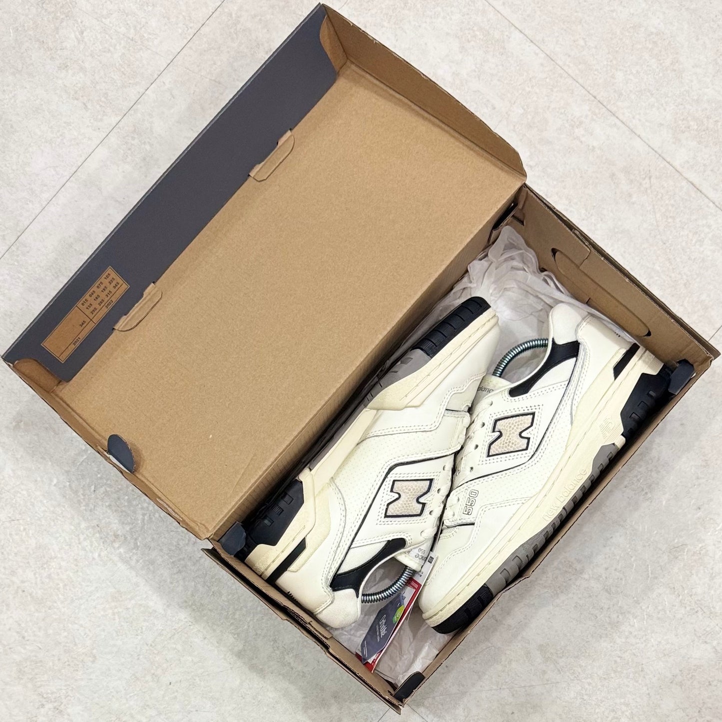 BB550LWT New Balance 550 Vintage Black