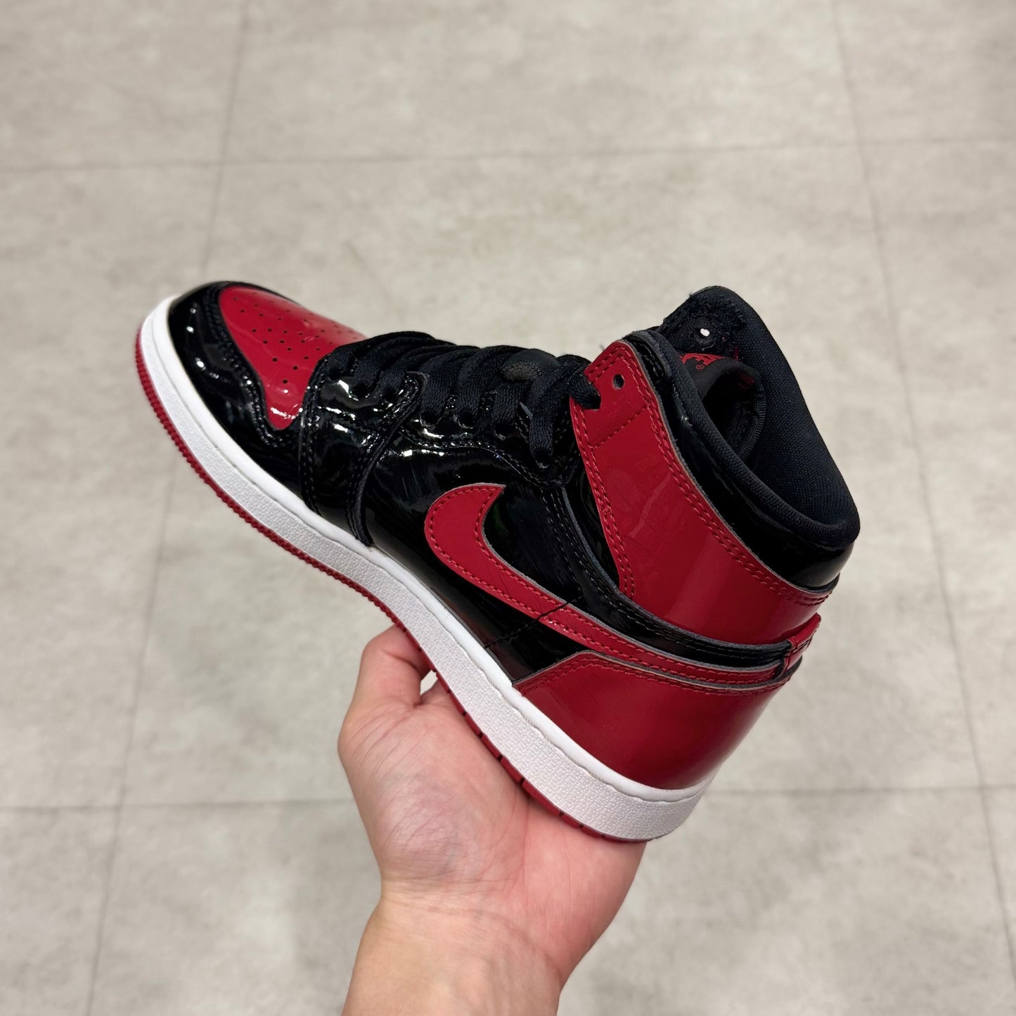 575441-063 Nike Air Jordan 1 GS Patent Bred