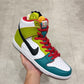 DH7778-100 Nike SB Dunk Froskate