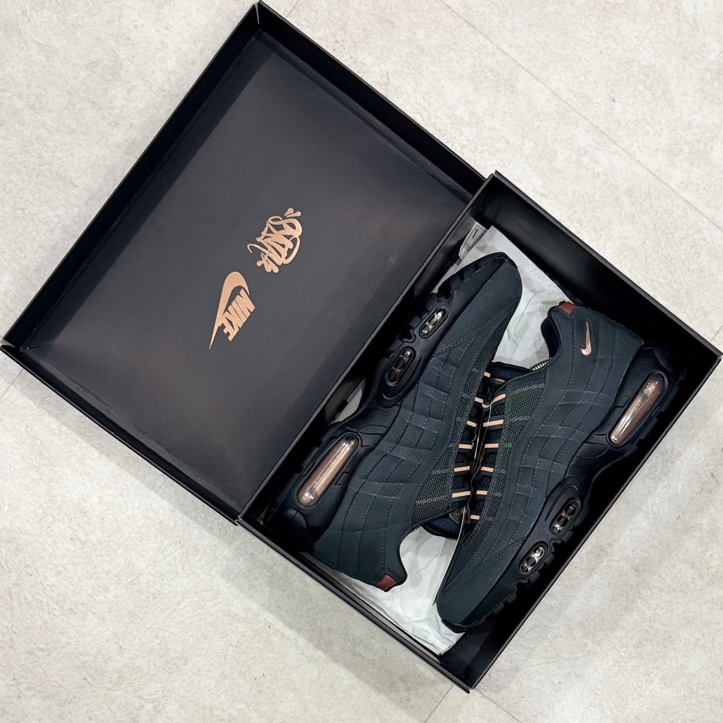 HQ6457-001 Nike Air Max 95 Central Cee
