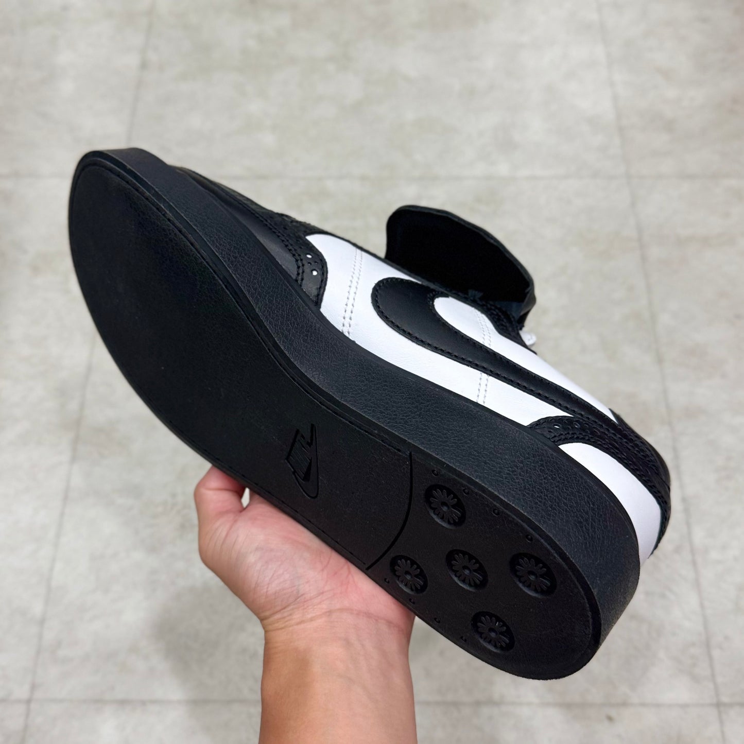 DH2482-101 Nike Kwondo 1 Peaceminusone Panda