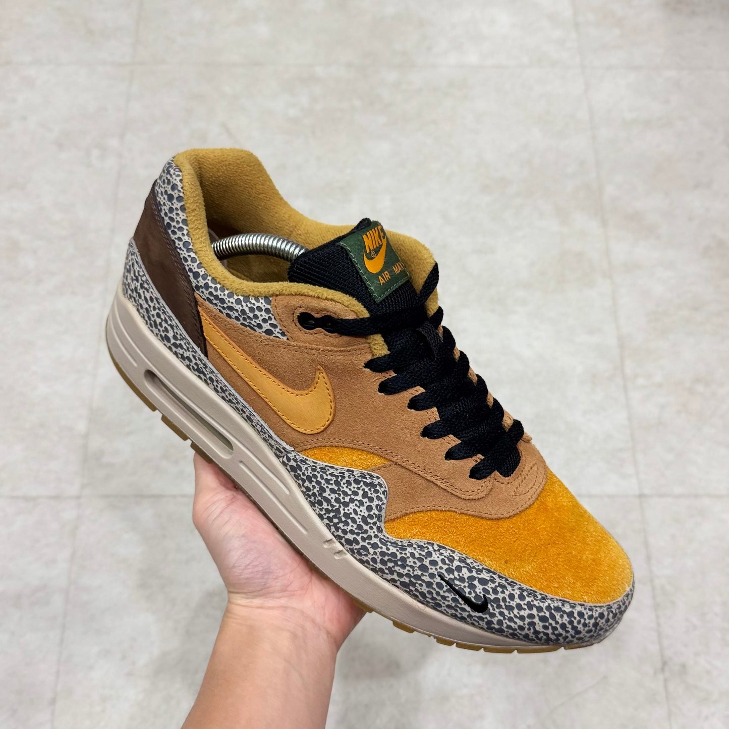 665873-200 Nike Air Max 1 Atmos Safari 2016
