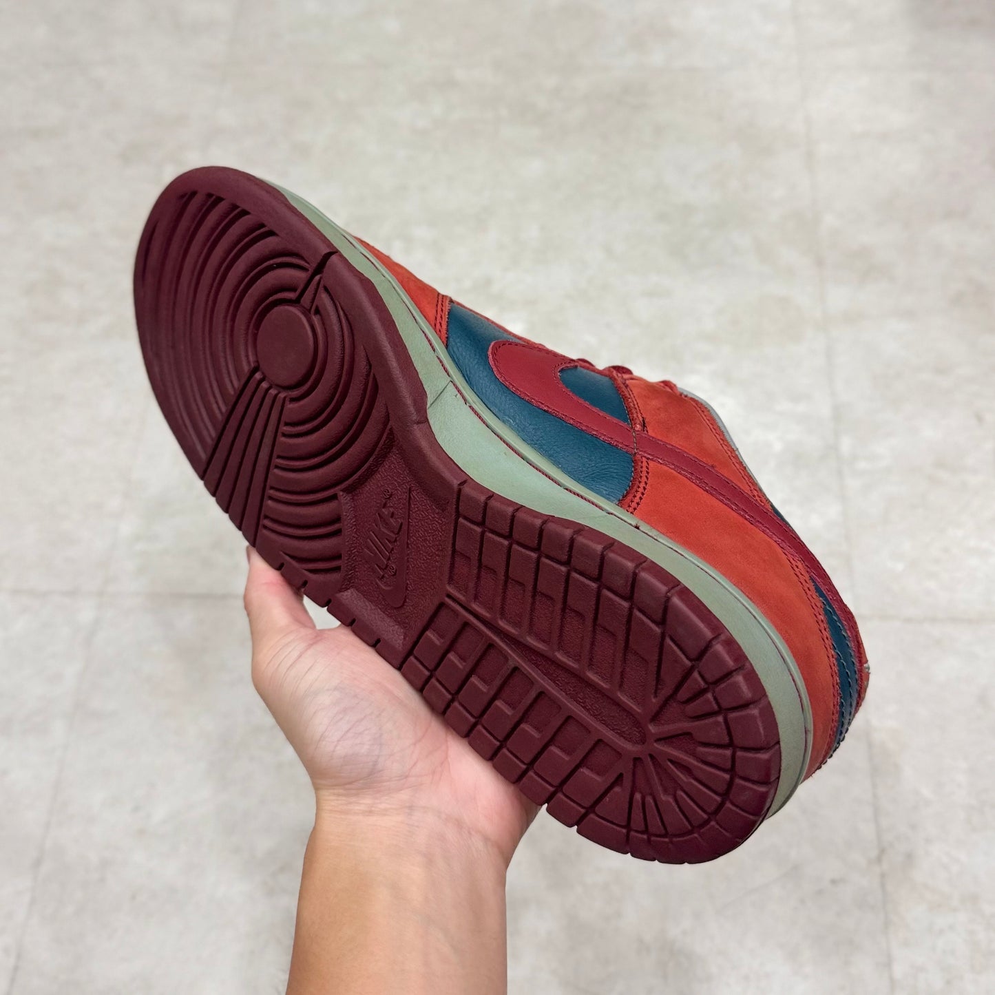 304292-361 Nike SB Dunk Danny Supa Shark