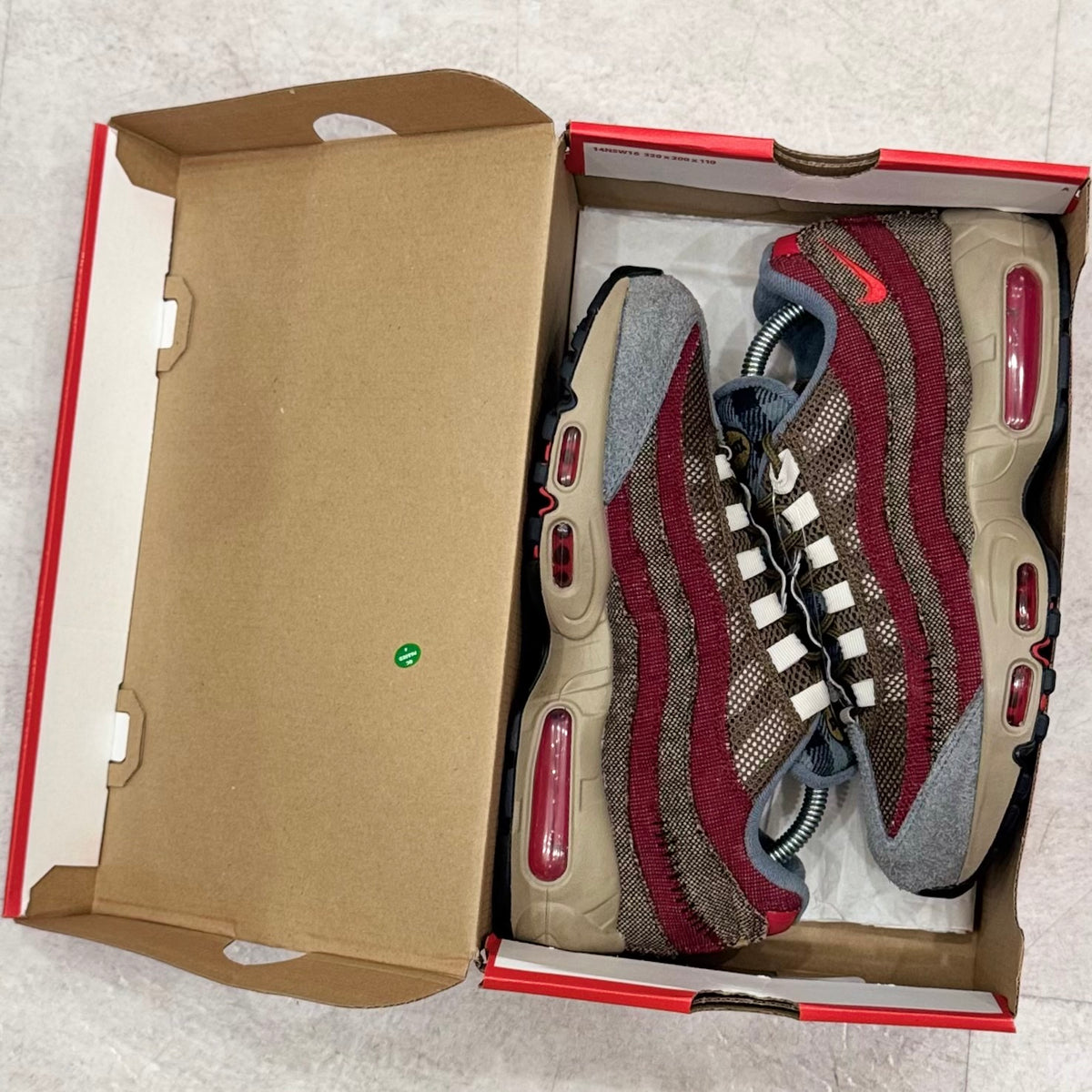 DC9215-200 Nike Air Max 95 A Nightmare on Elm Street Freddy Krueger