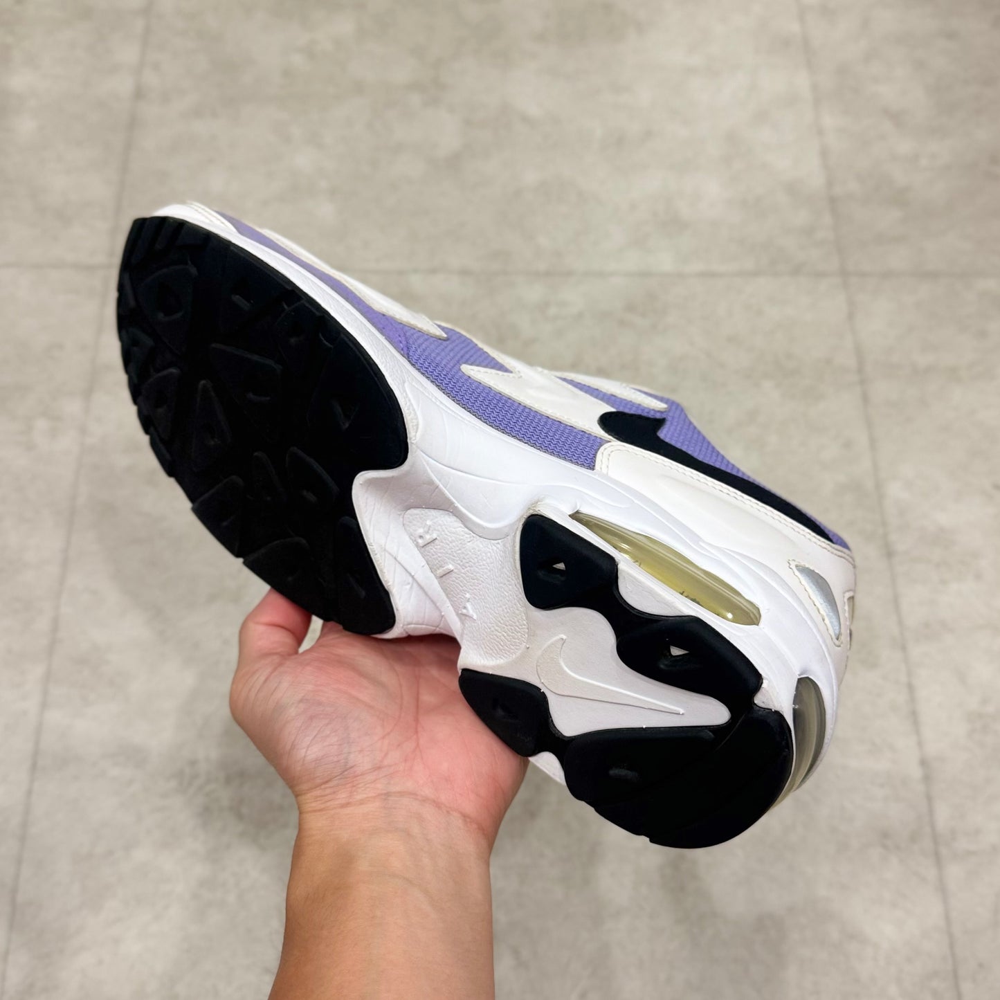 AO3195-100 Nike Wmns Air Max 2 Light Light Purple