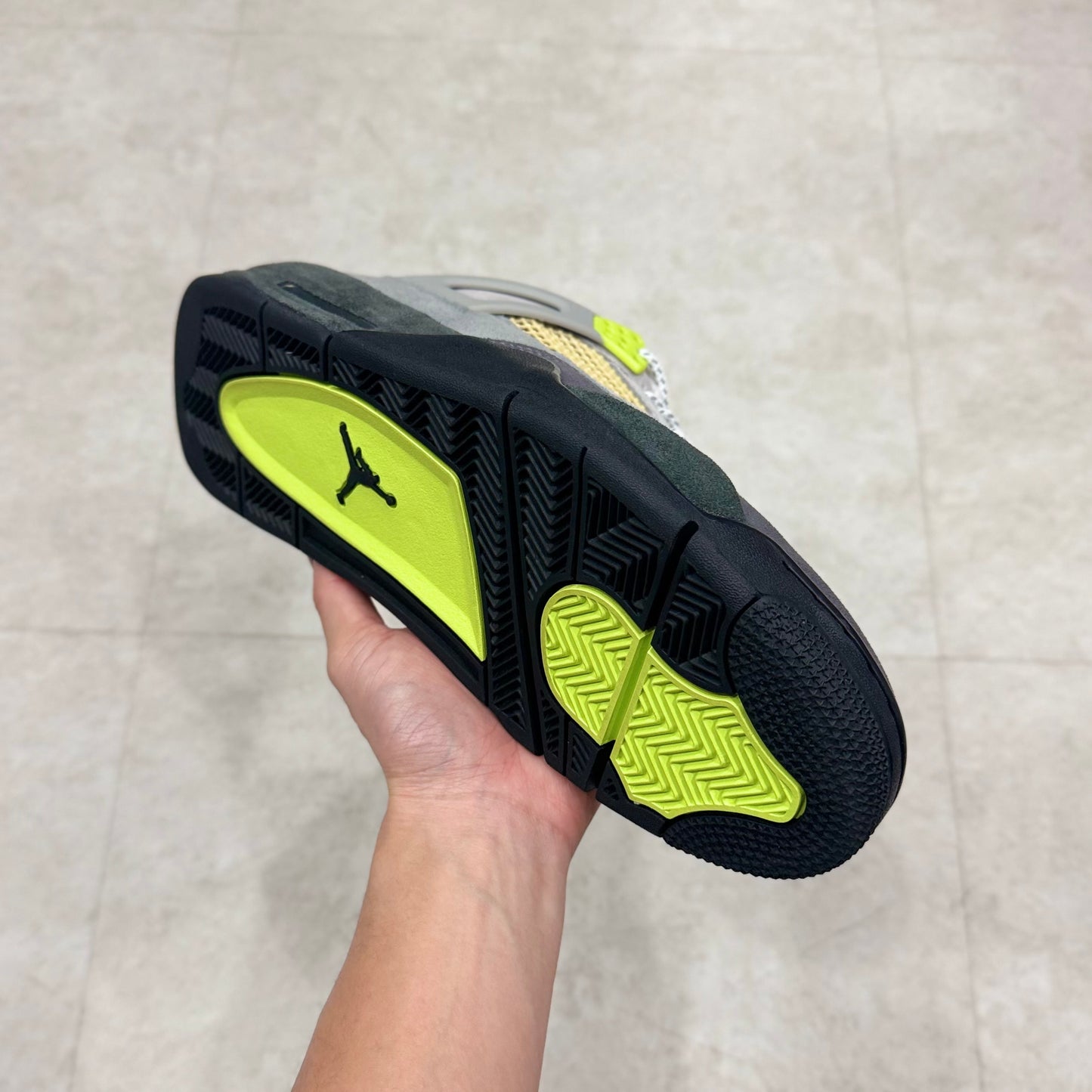 CT5342-007 Nike Air Jordan 4 Neon