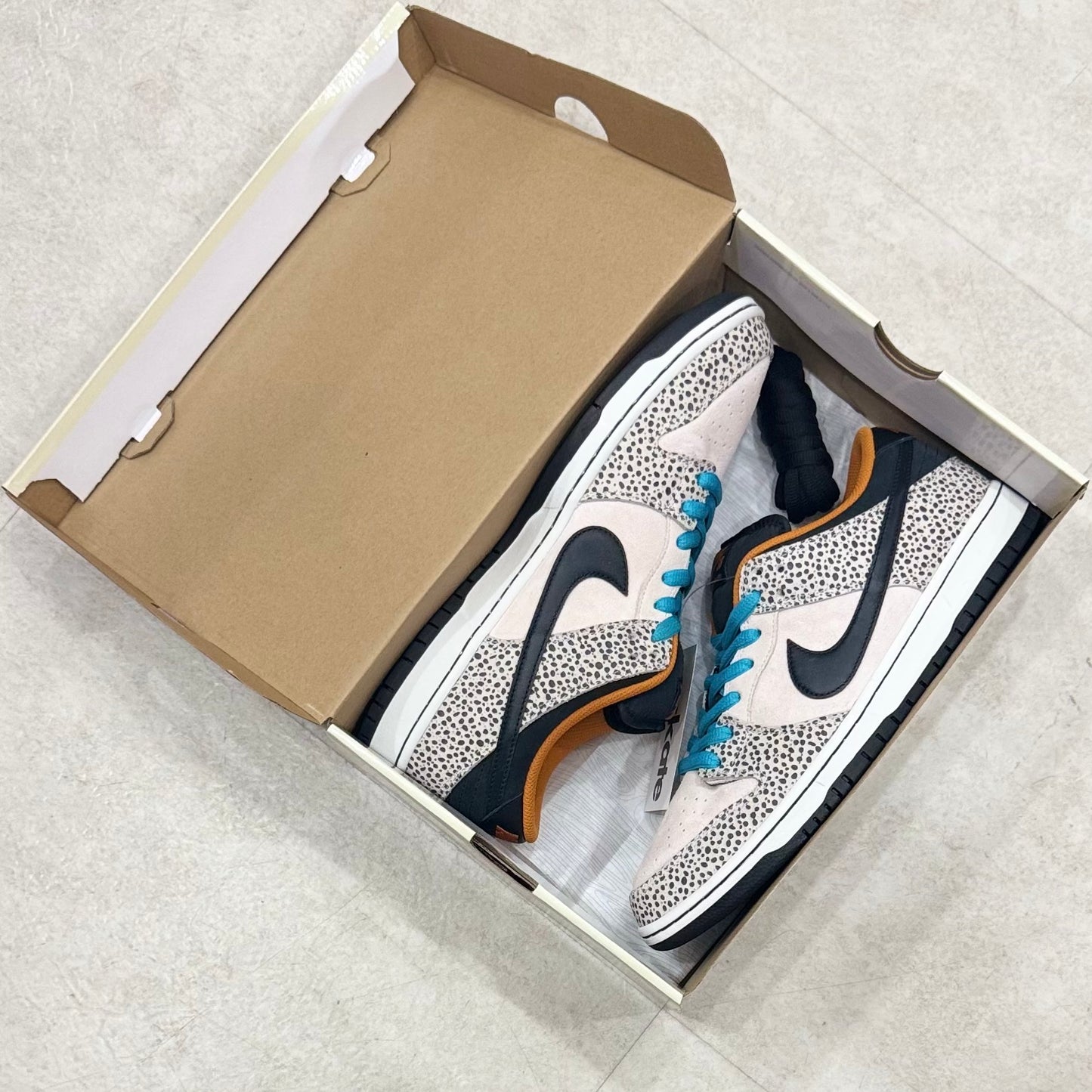 FZ1233-002 Nike SB Dunk Olympic Safari