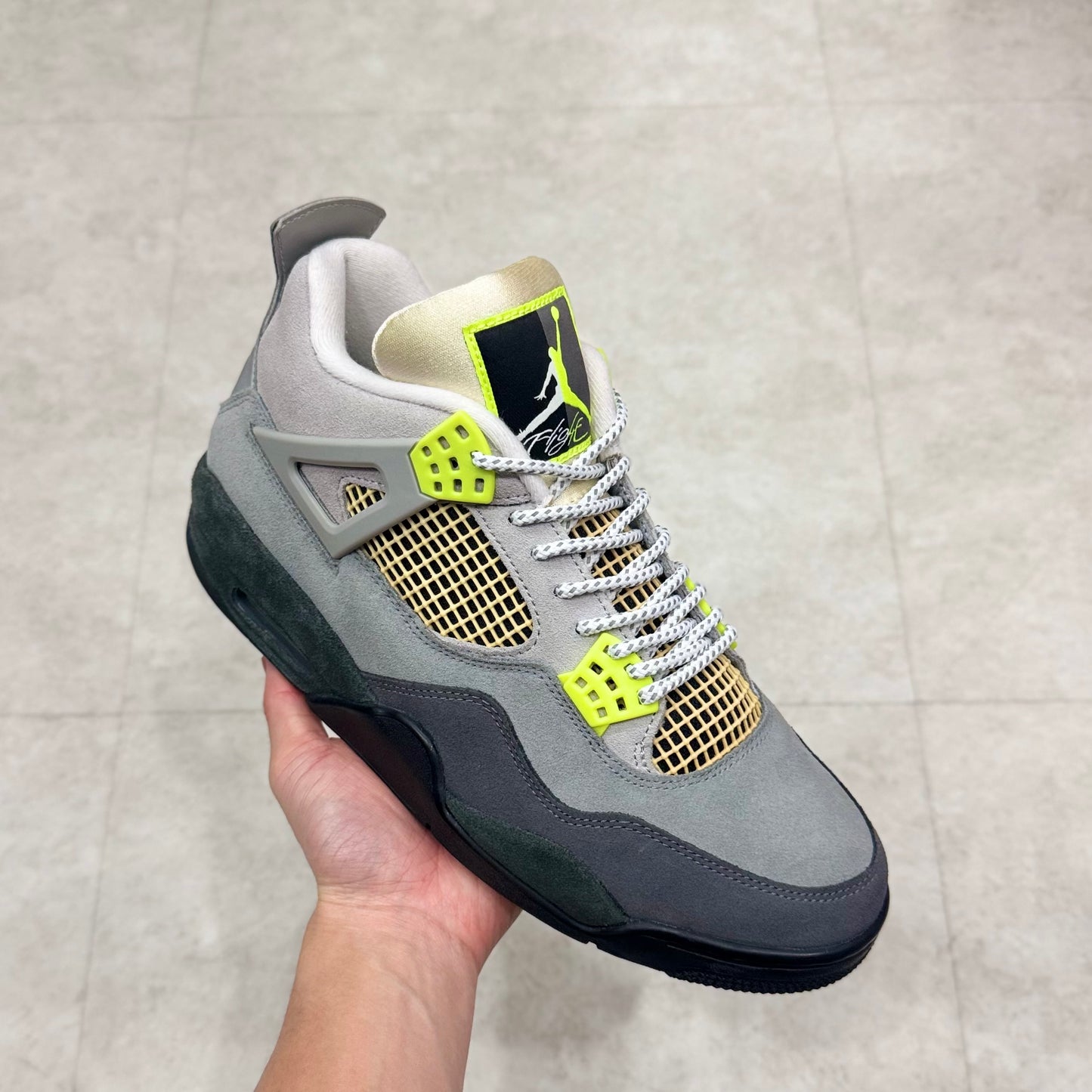 CT5342-007 Nike Air Jordan 4 Neon