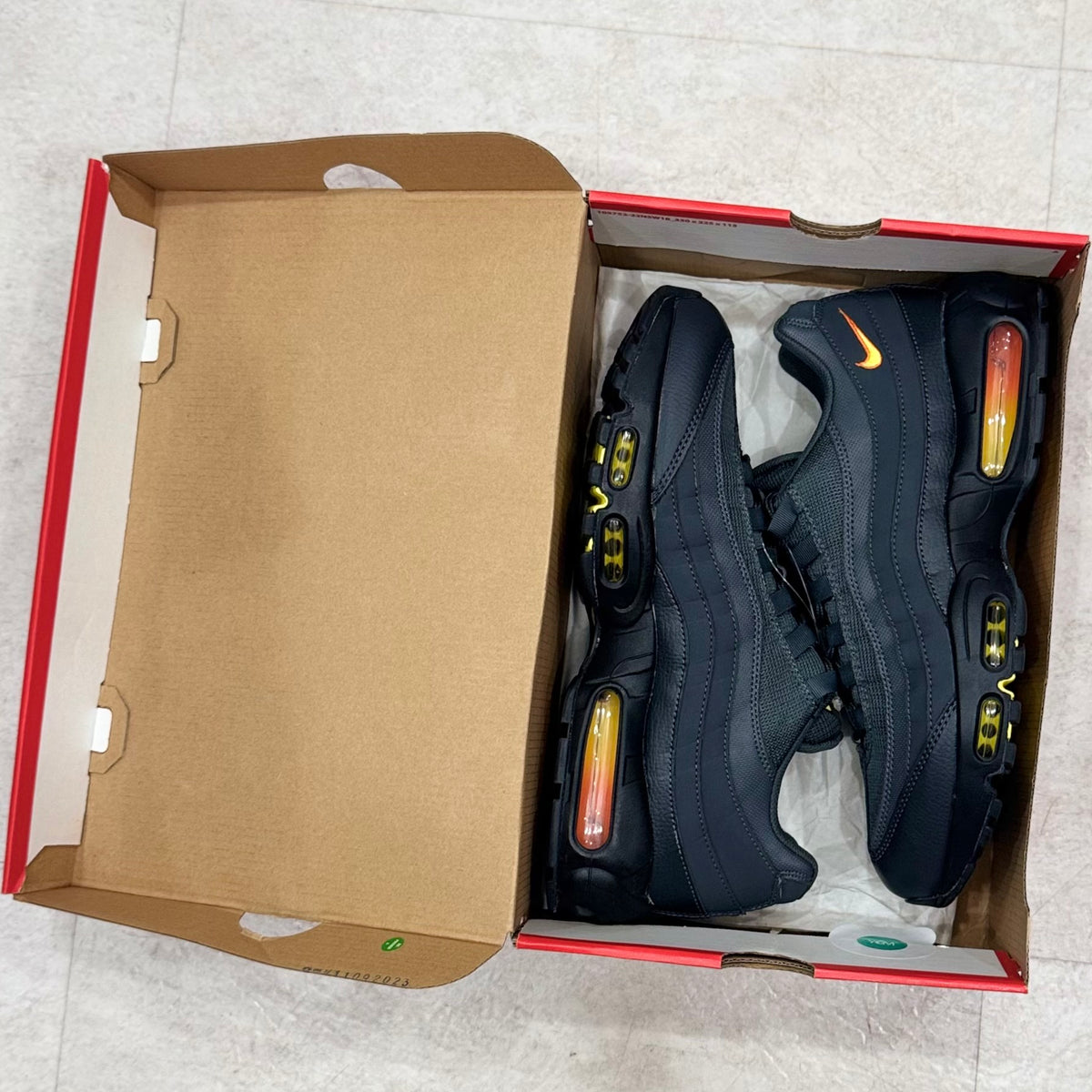 FZ4626-001 Nike Air Max 95 JD Sports Safety Orange