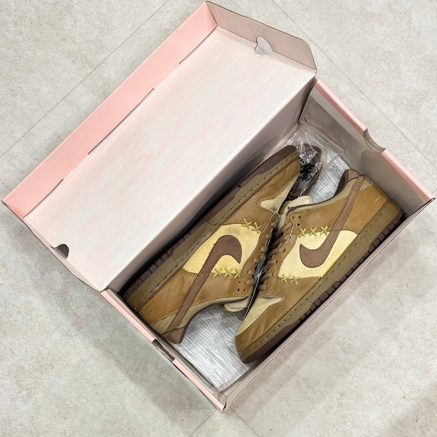 304292-721 Nike SB Dunk Shanghai 2