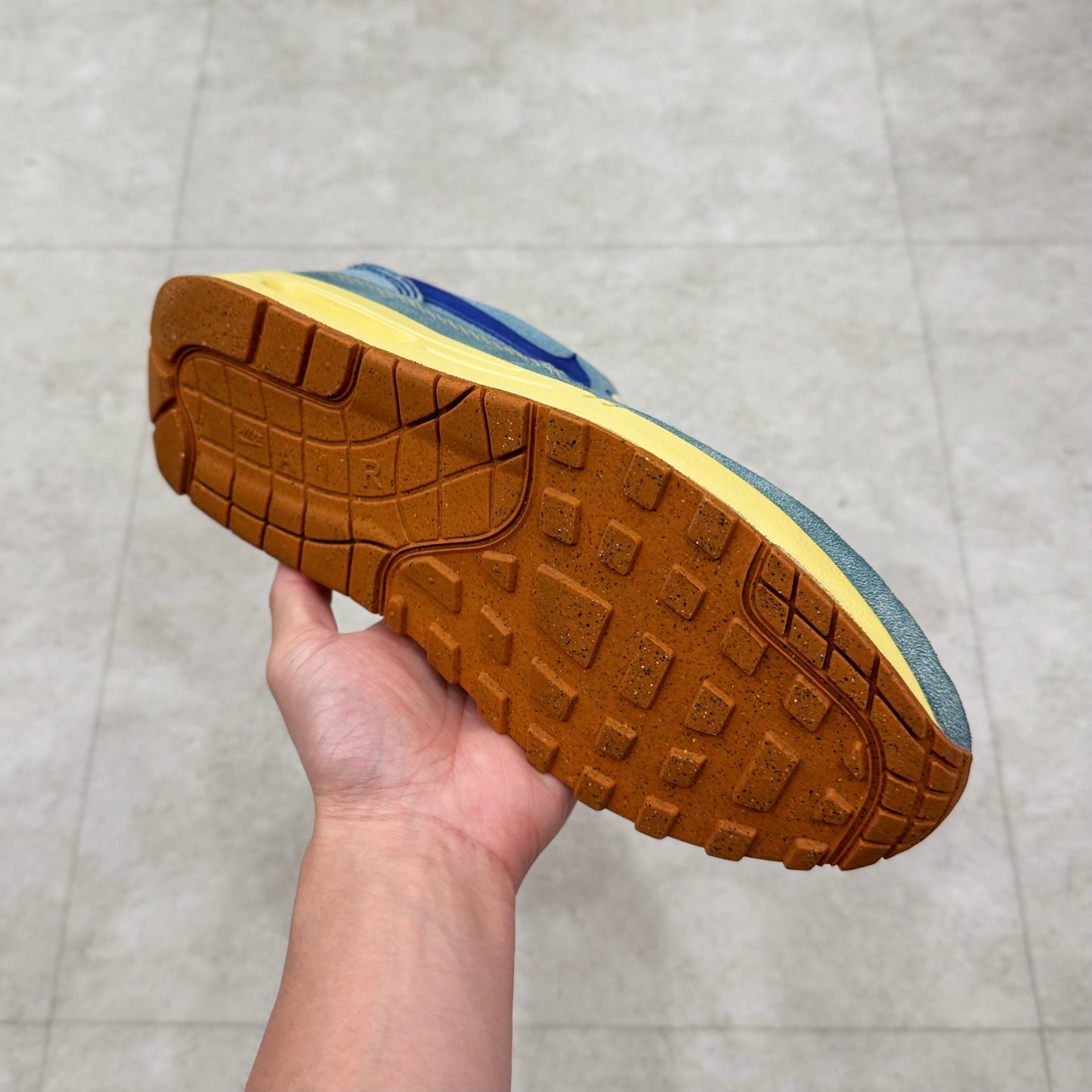 DV3050-300 Nike Air Max 1 Dirty Denim