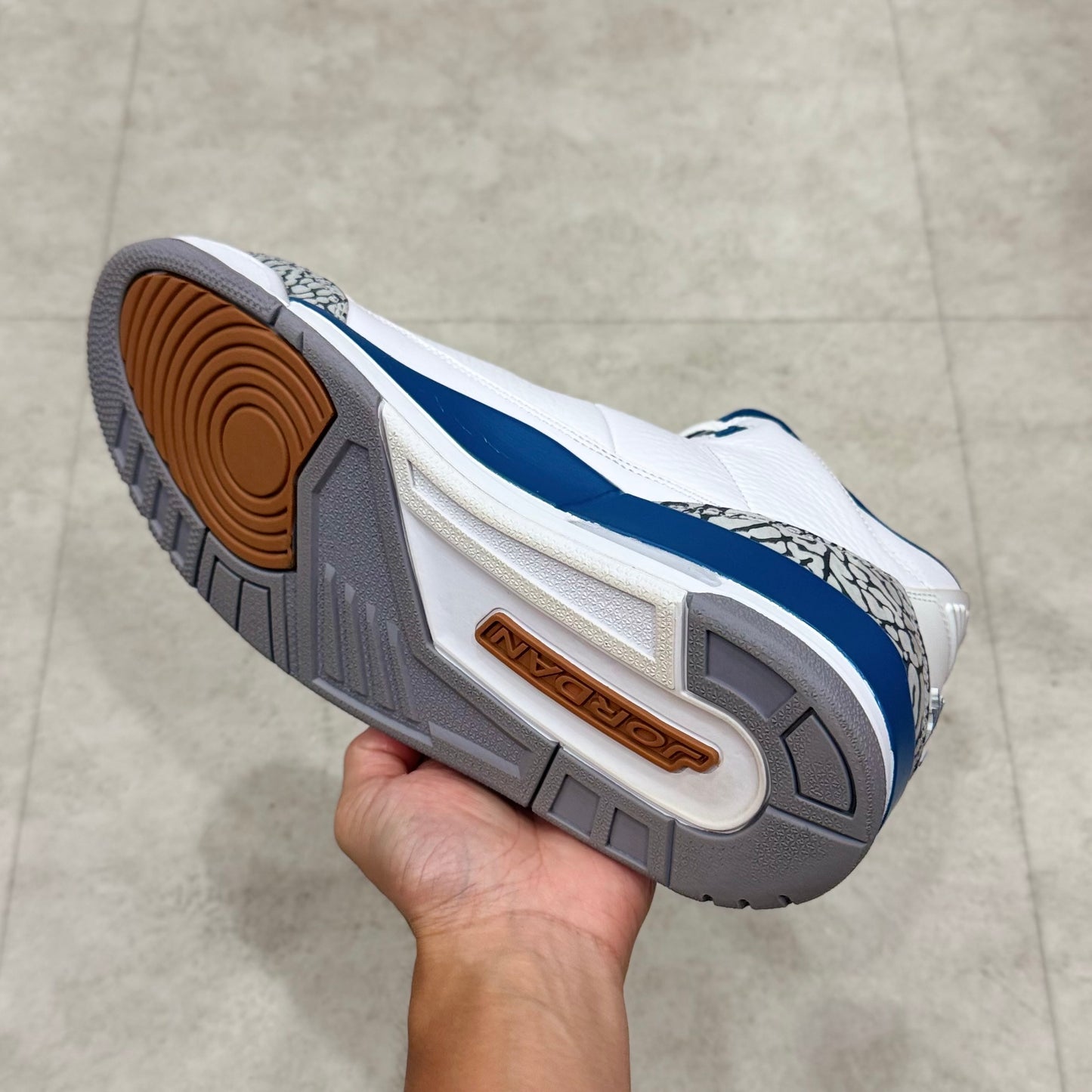 CJ8532-148 Nike Air Jordan 3 True Blue Metallic Copper