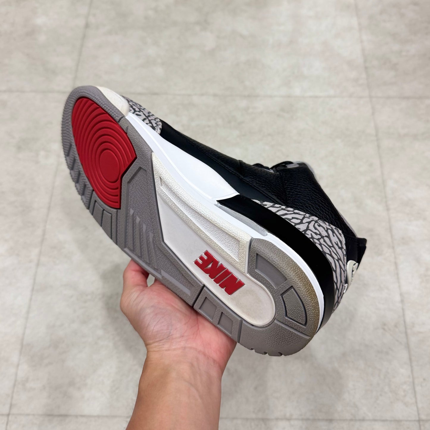 854262-001 Nike Air Jordan 3 Black Cement 2018