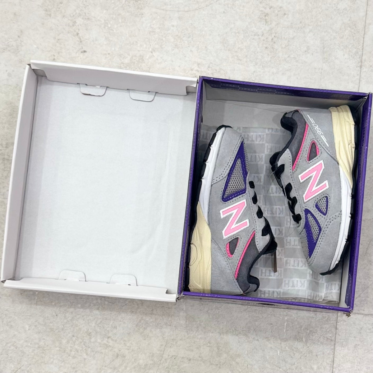 IV990KT4 New Balance 990 V4 TD Kith United Arrows & Sons Smoked Pearl