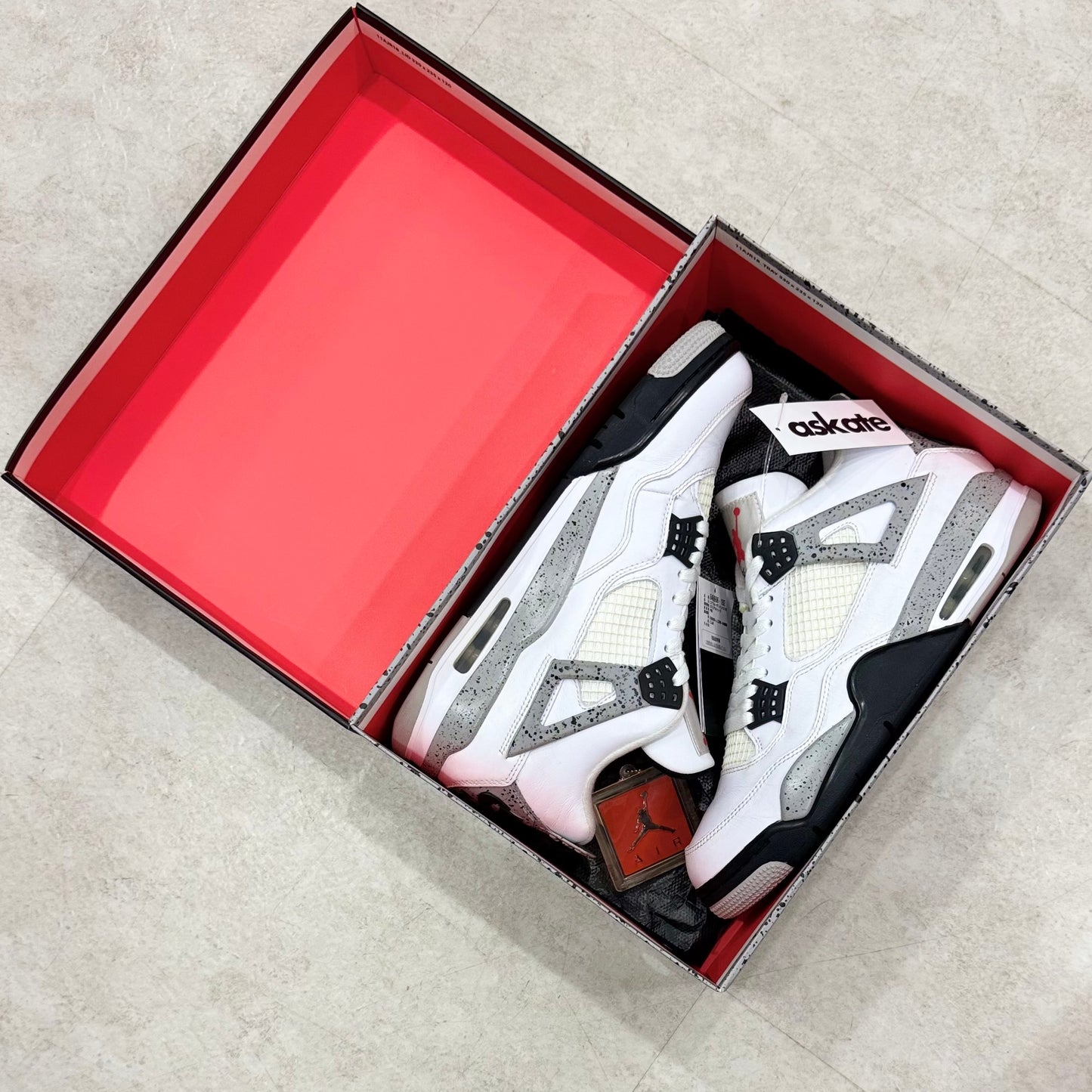 840606-192 Nike Air Jordan 4 White Cement 2016