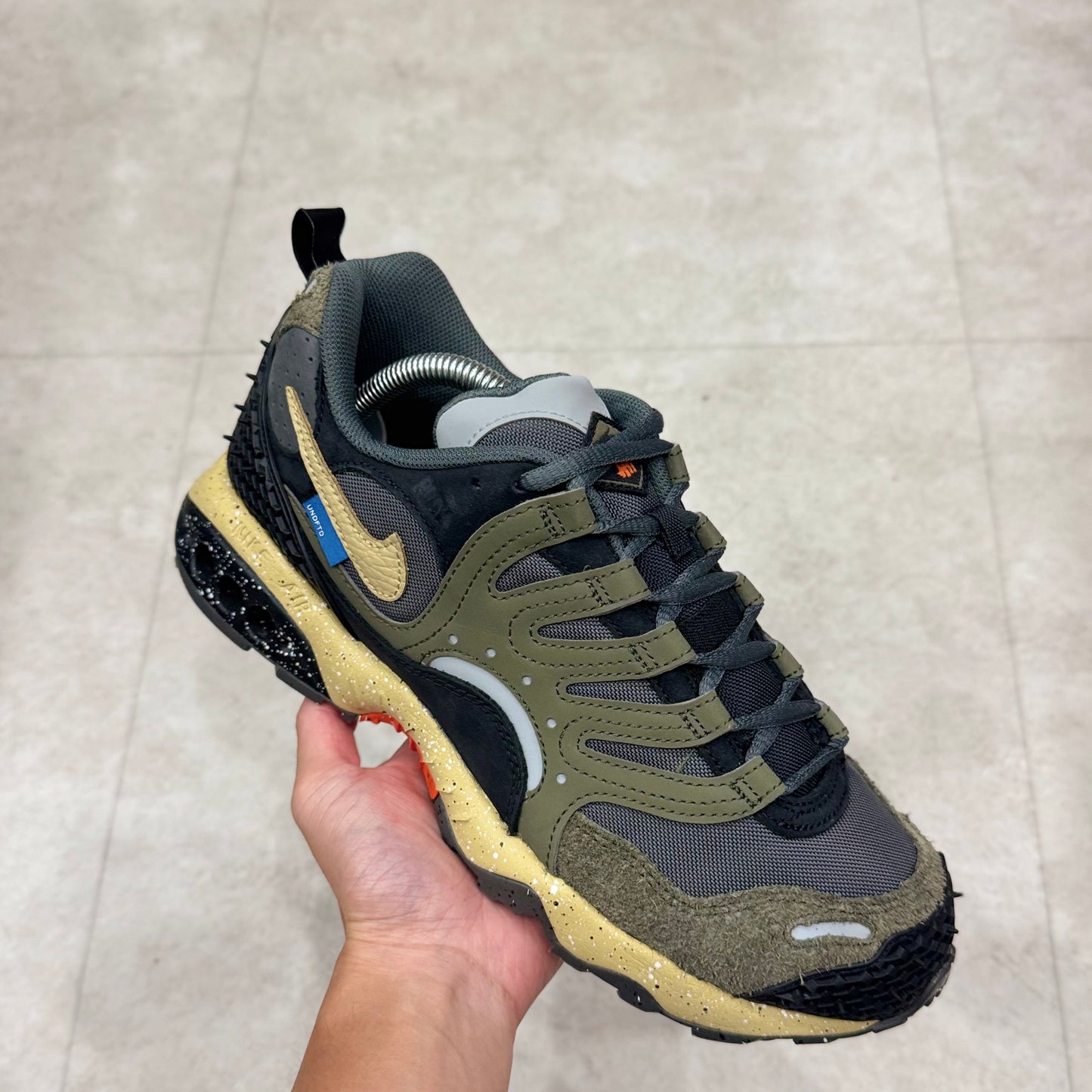 FN7546-300 Nike Air Terra Humara Undefeated Cargo Khaki