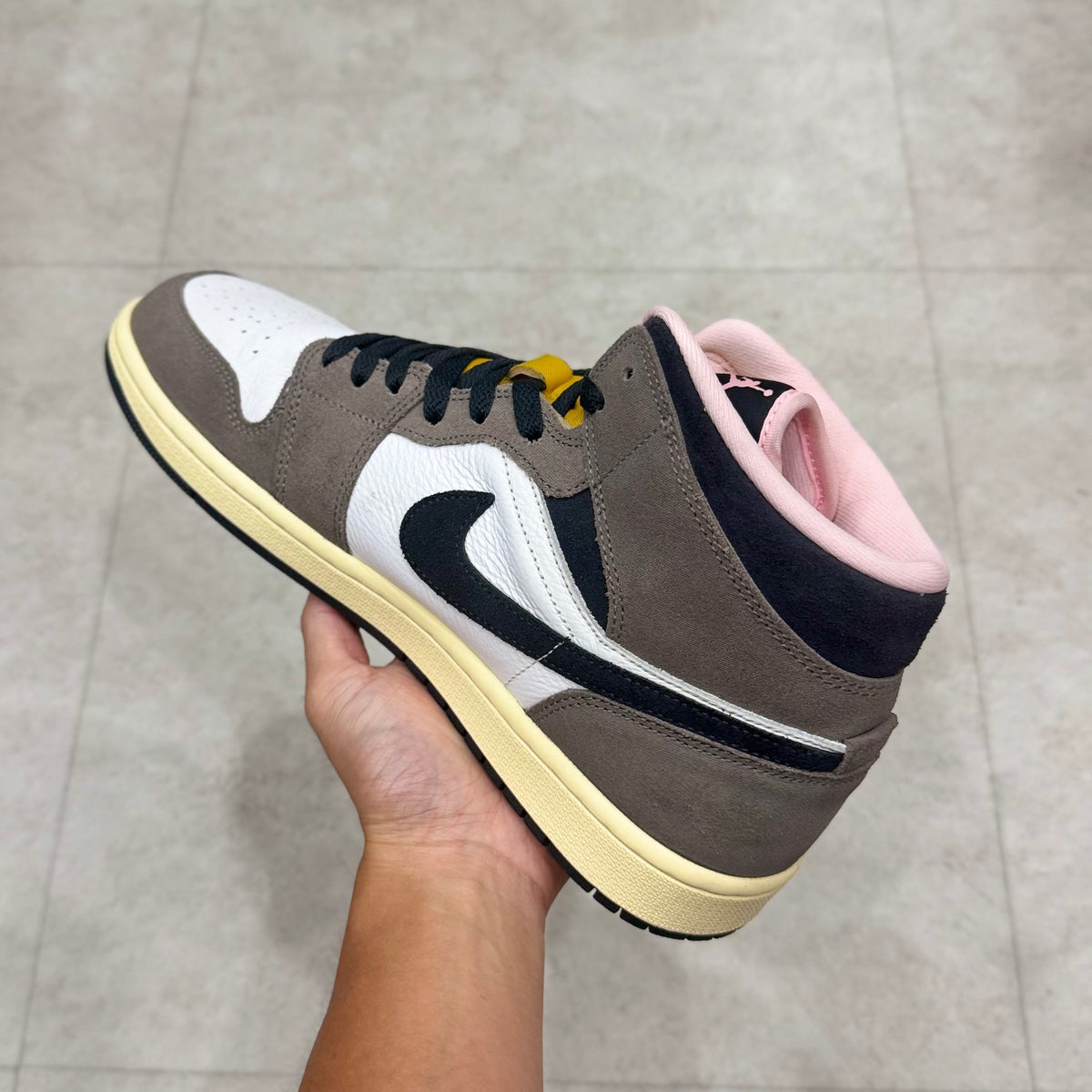 HQ2011-100 Nike Air Jordan 1 Cave Stone
