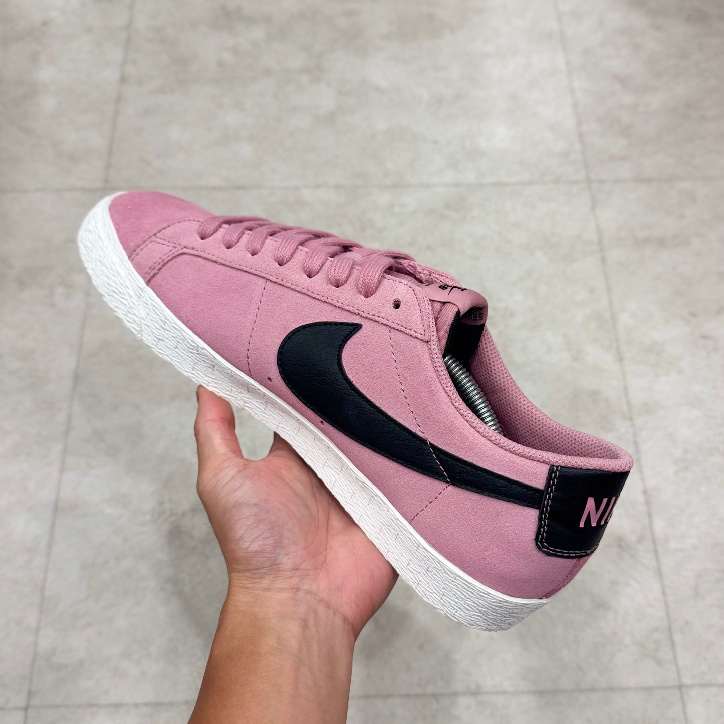 864347-600 Nike SB Blazer Elemental Pink