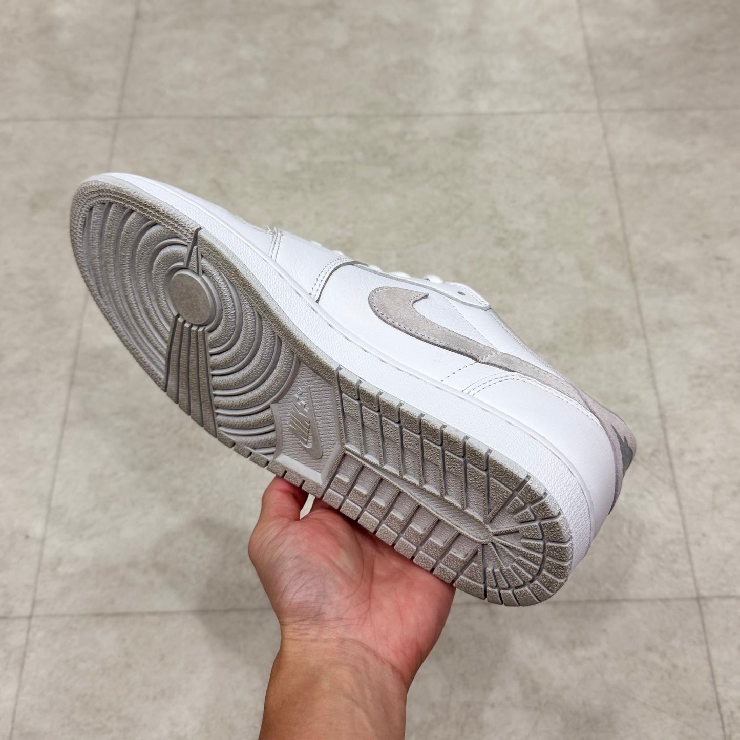 CZ0790-100 Nike Air Jordan 1 Neutral Grey 2021