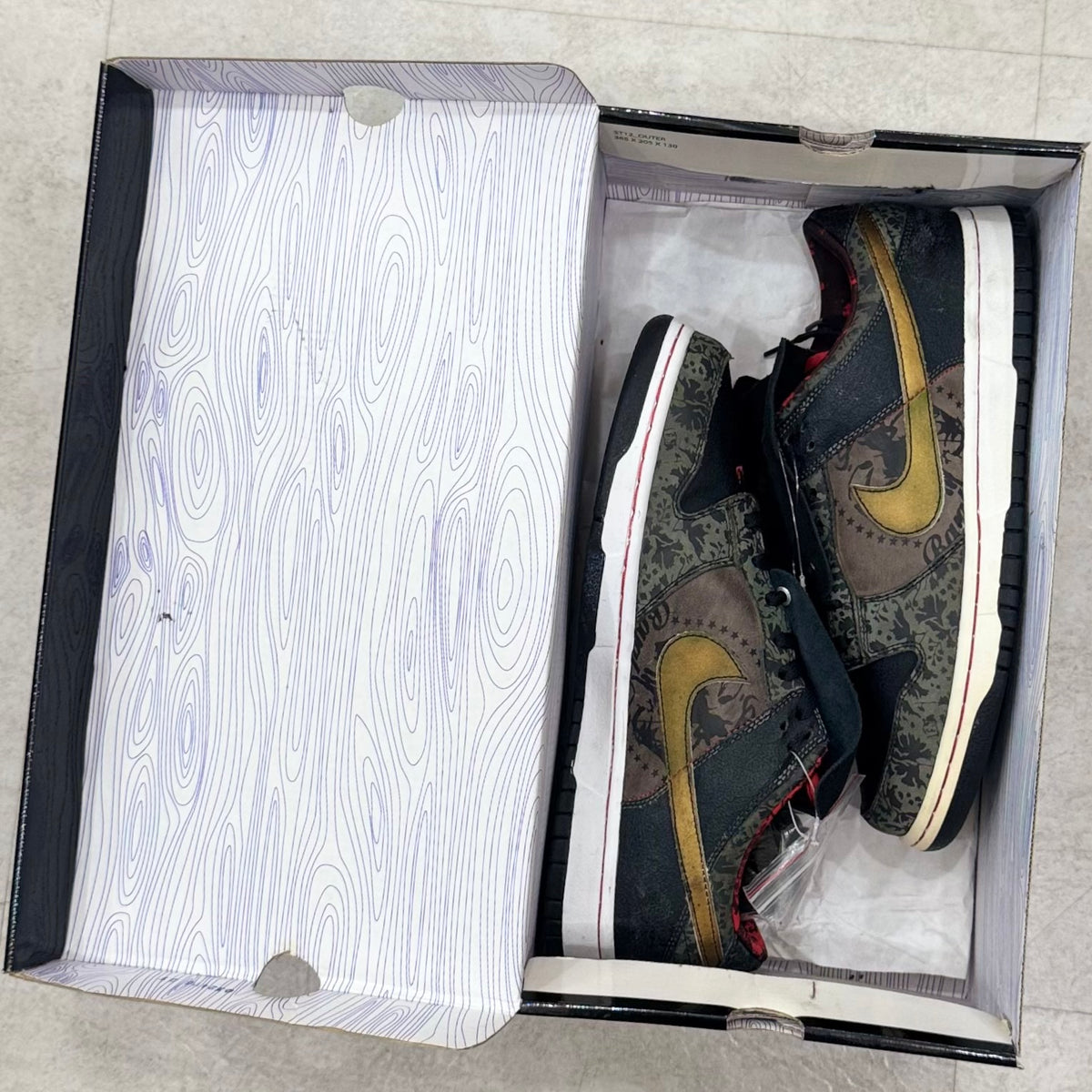 313170-201 Nike SB Dunk Mr. Sabotage SBTG