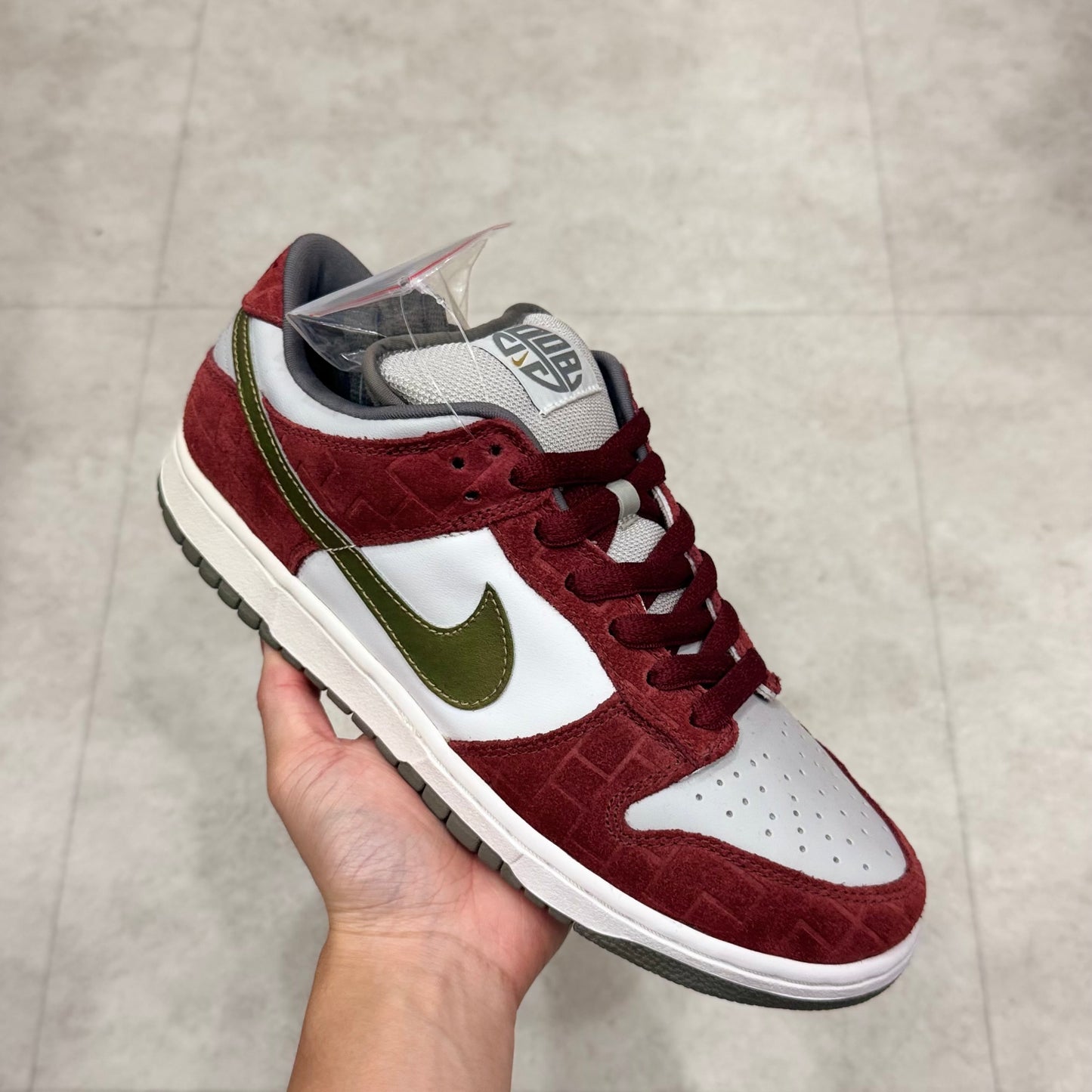 304292-112 Nike SB Dunk Shanghai
