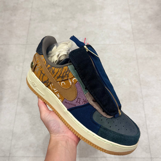 CN2405-900 Nike  Air Force 1 Cactus Jack Travis Scott