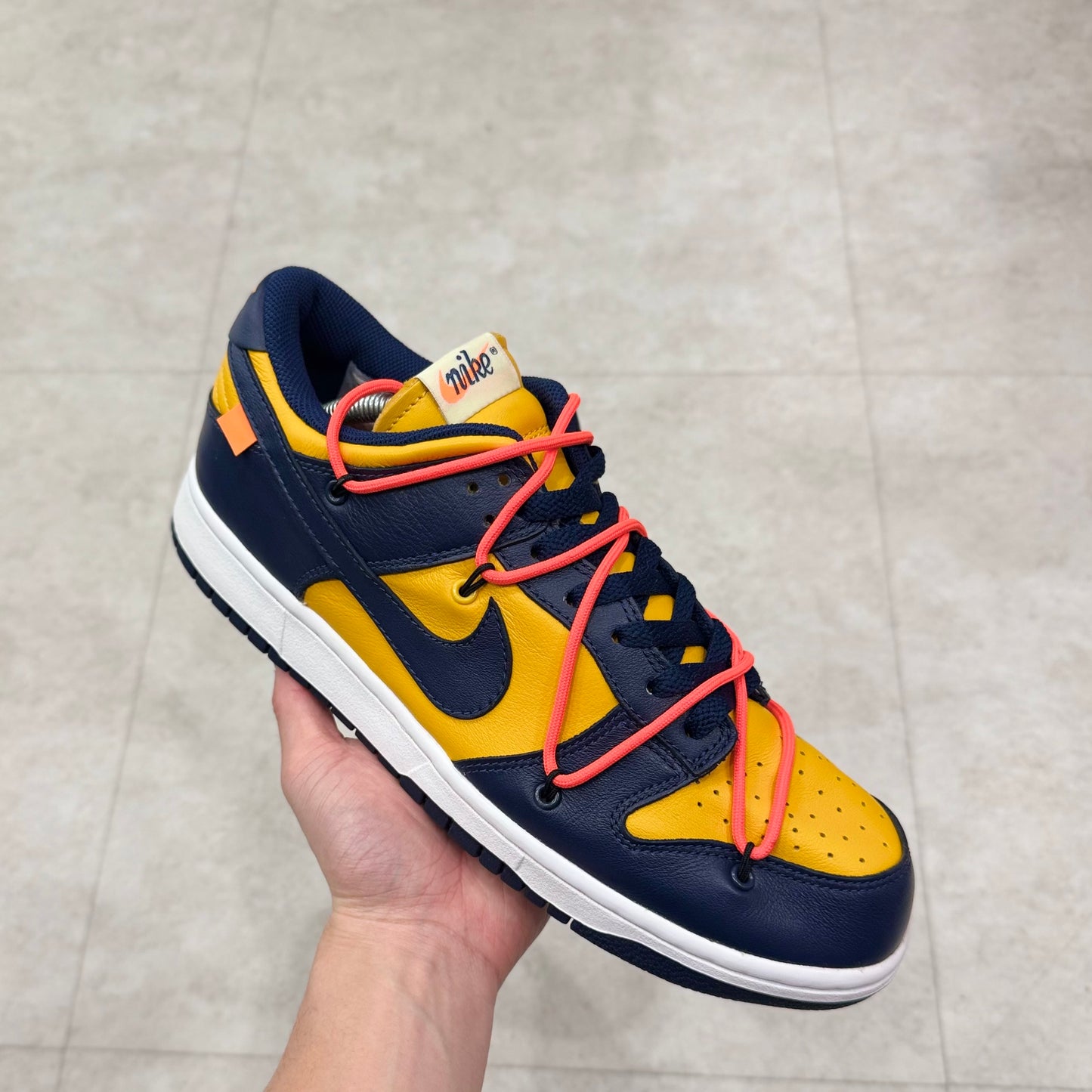 CT0856-700 Nike Dunk Off-White Michigan