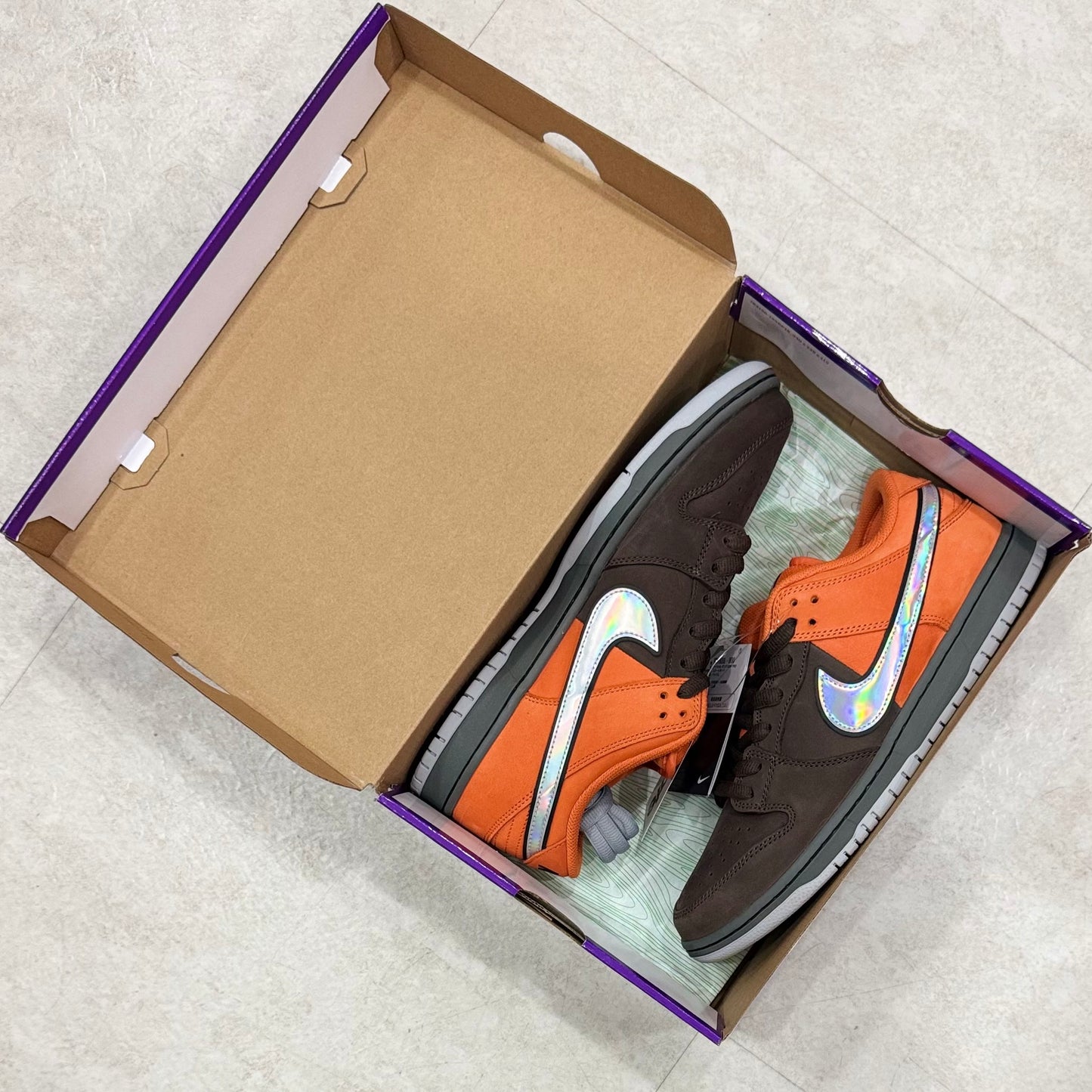 IR1888-800 Nike SB Dunk Muni April