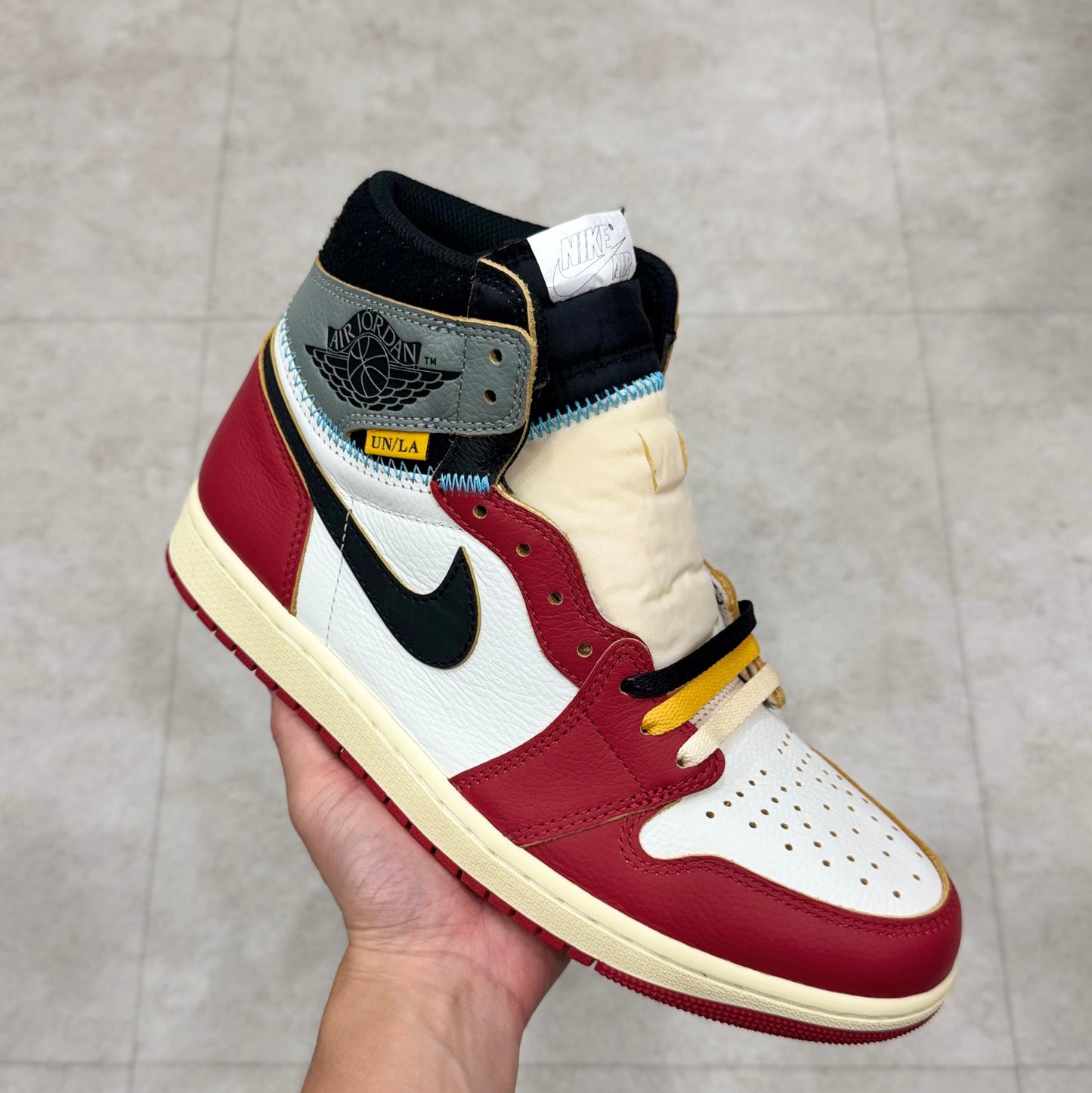 HV8563-600 Nike Air Jordan 1 Union Chicago