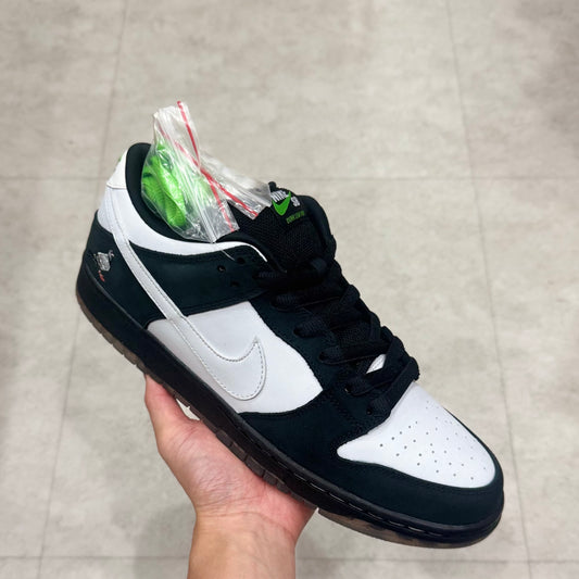 BV1310-013 Nike SB Dunk Staple Panda pigion