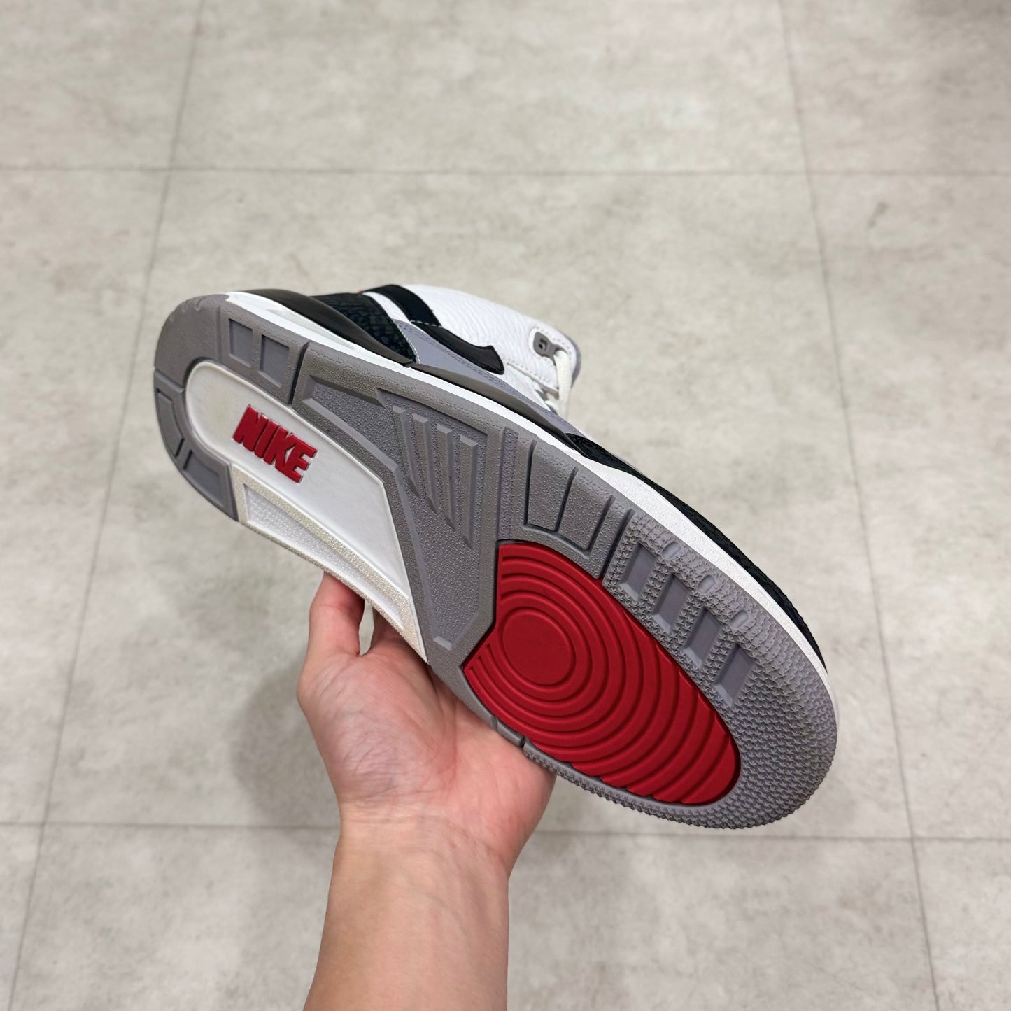 AQ3835-160 Nike Air Jordan 3 Tinker Hatfield Fire Red