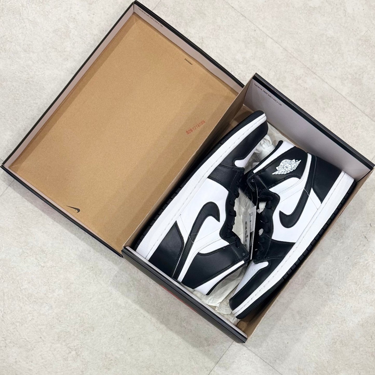 555088-010 Nike Air Jordan 1 Panda 2014