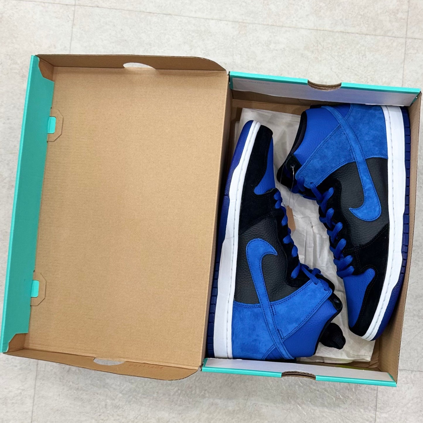 305050-018 Nike SB J-Pack Royal