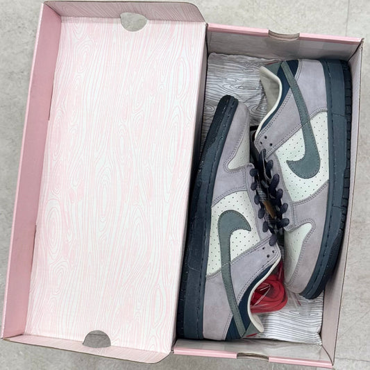 304292-006 Nike SB Dunk Band-Aid