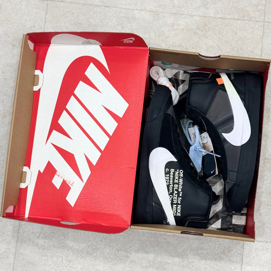 AA3832-001 Nike Blazer Off-White Black