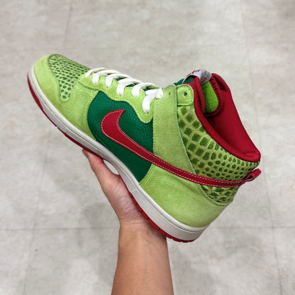 305050-362 Nike SB Dunk Motley Crue